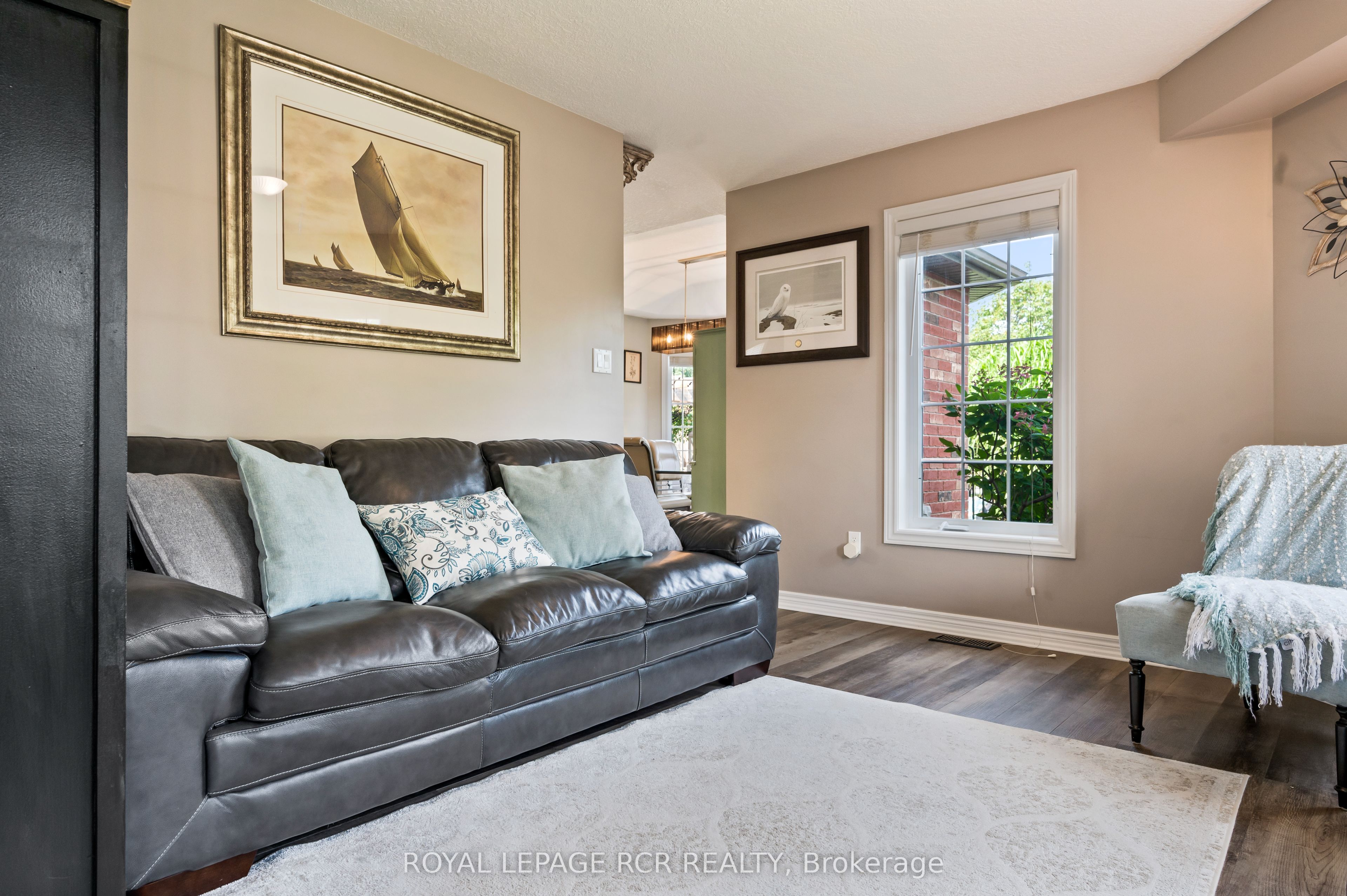 170 Elaine Drive Property Photo 10
