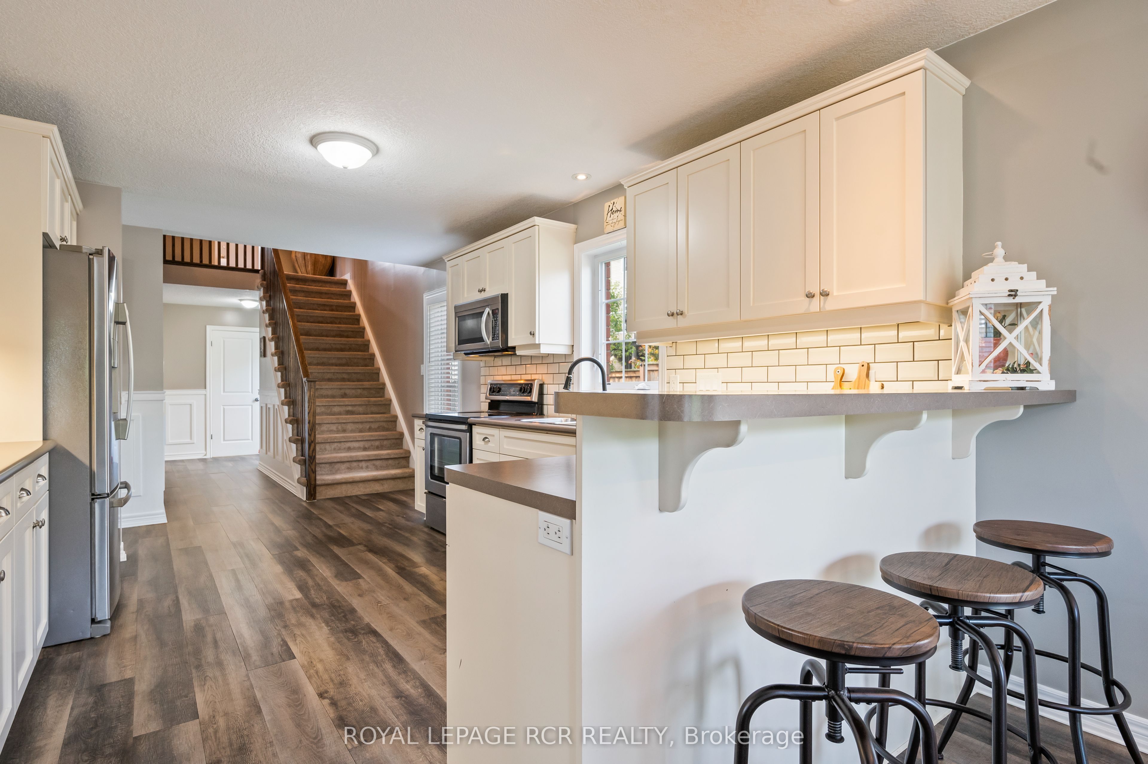 170 Elaine Drive Property Photo 14