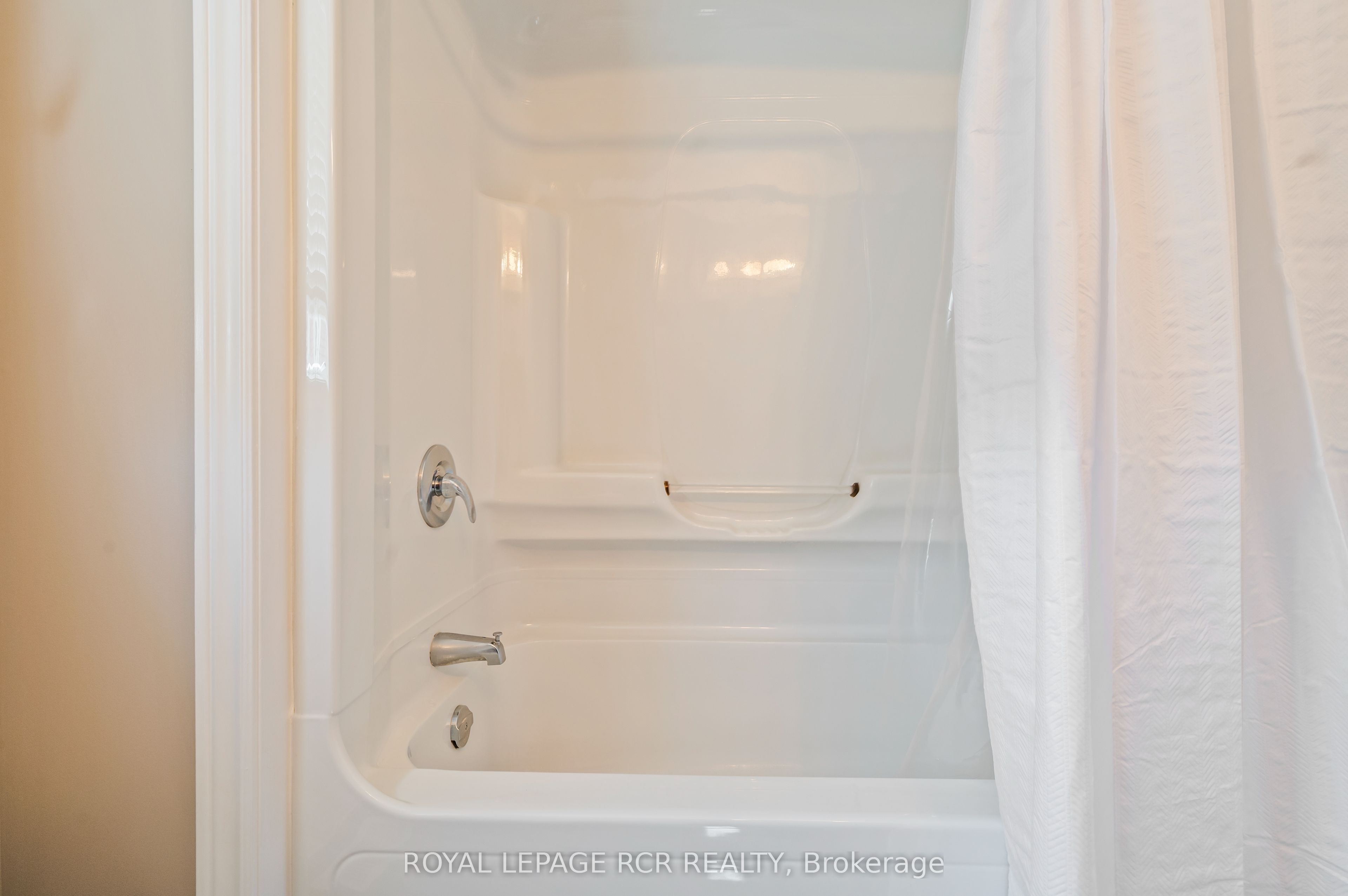 170 Elaine Drive Property Photo 32
