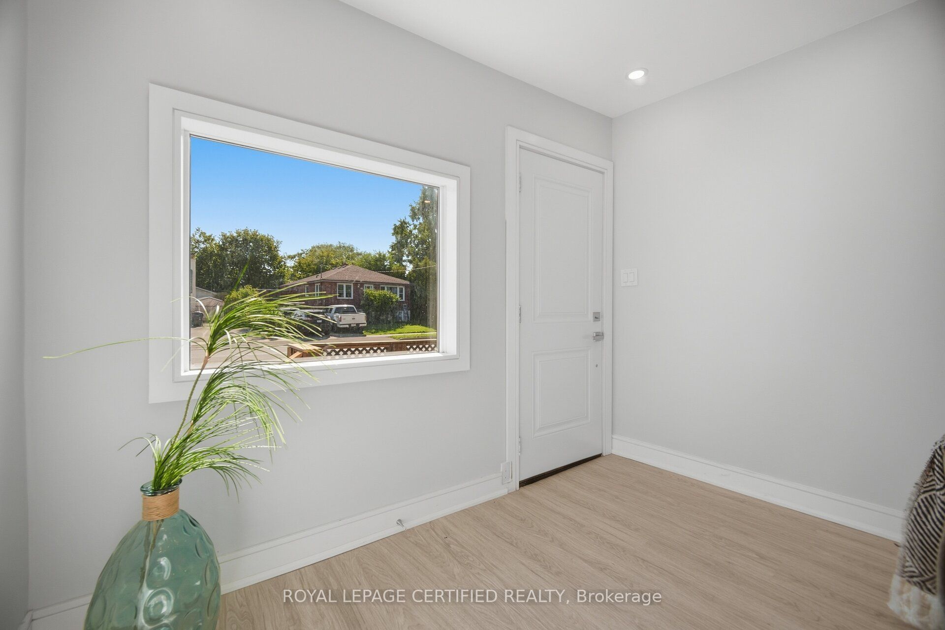 1019 Ogden Avenue Property Photo 7