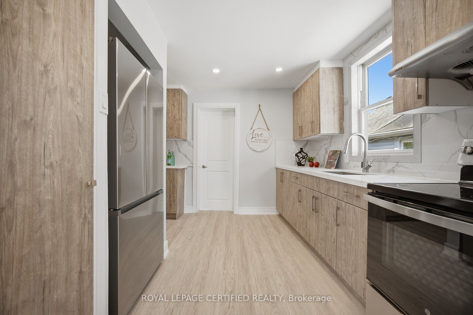 1019 Ogden Avenue Property Photo 13
