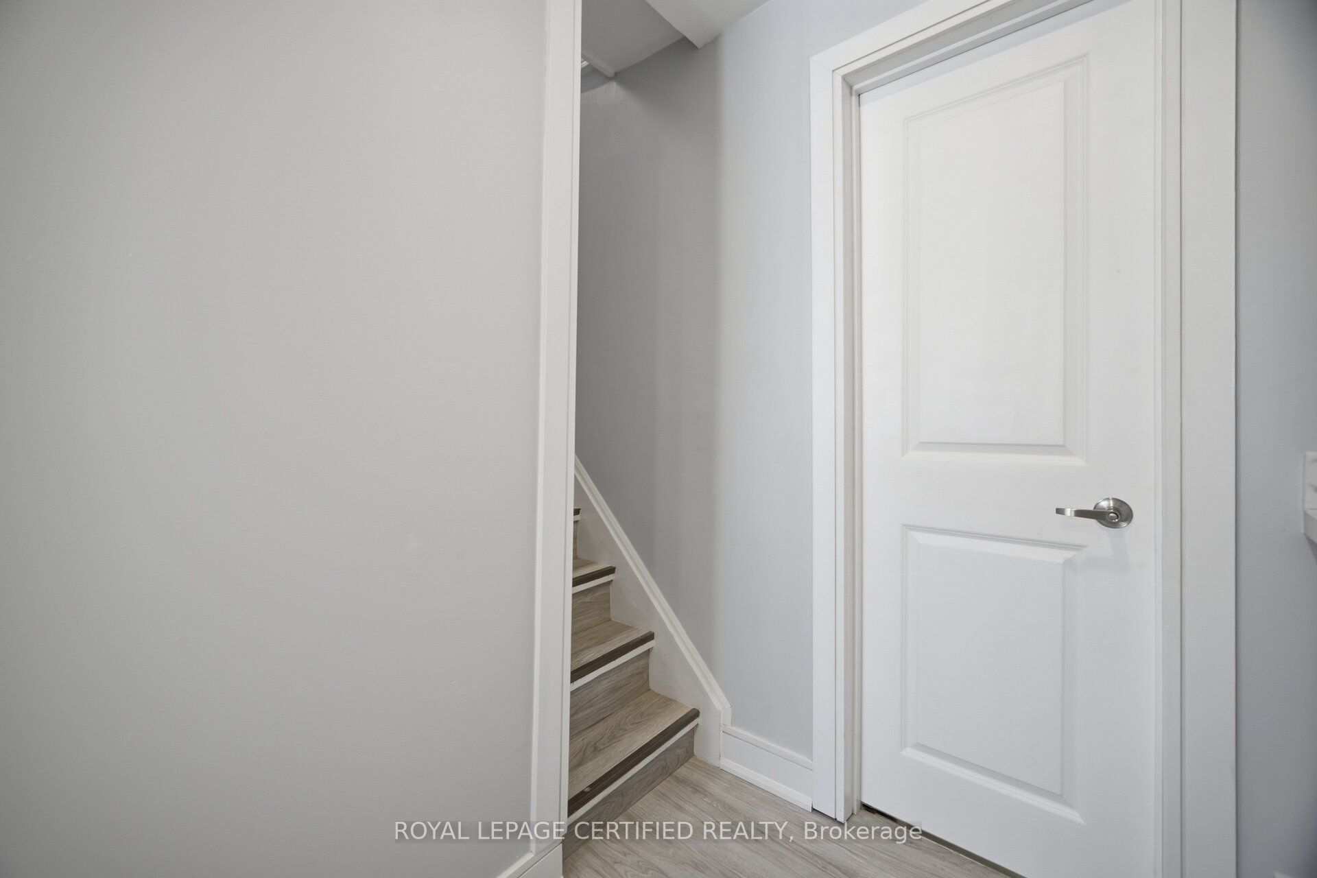 1019 Ogden Avenue Property Photo 31