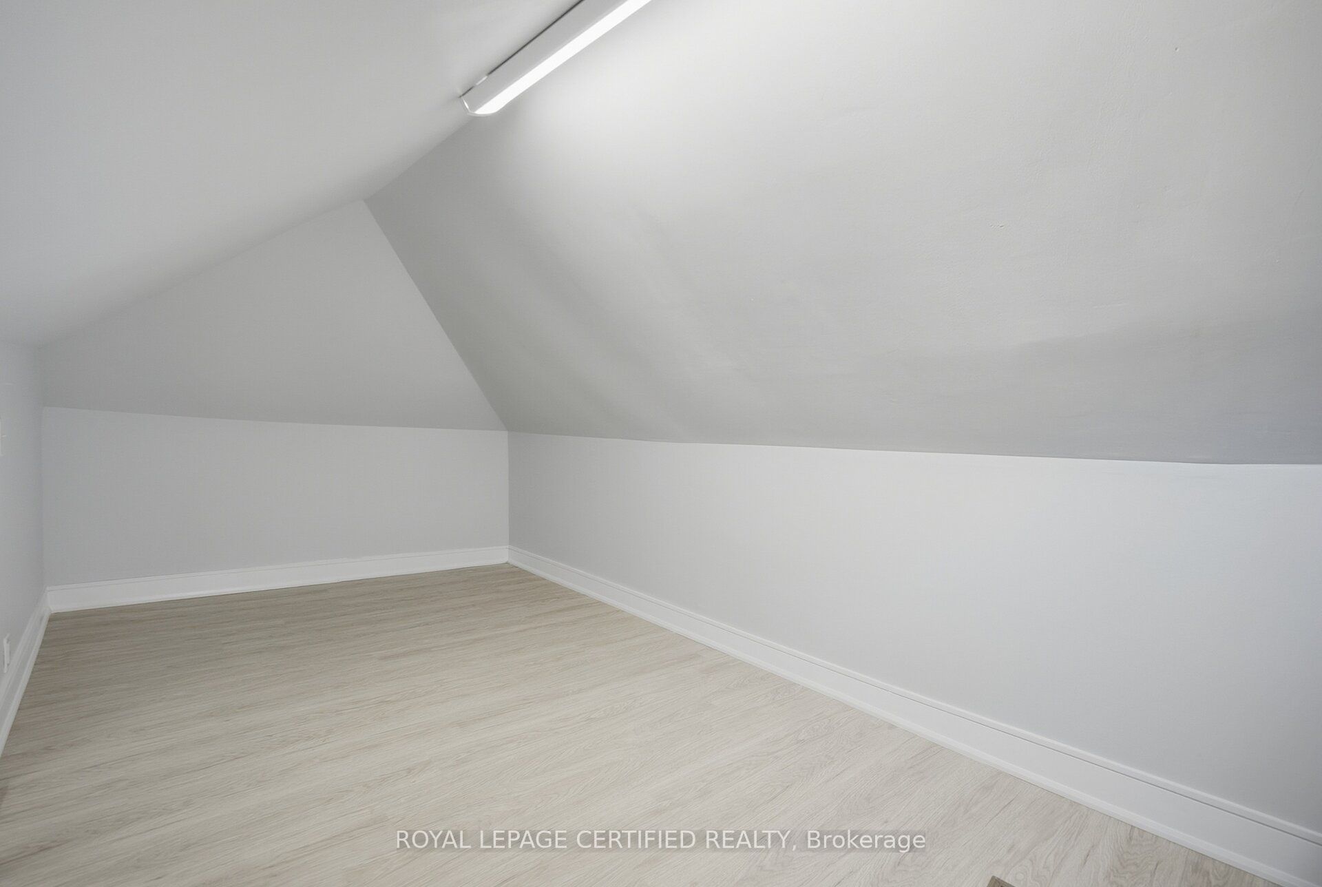 1019 Ogden Avenue Property Photo 34