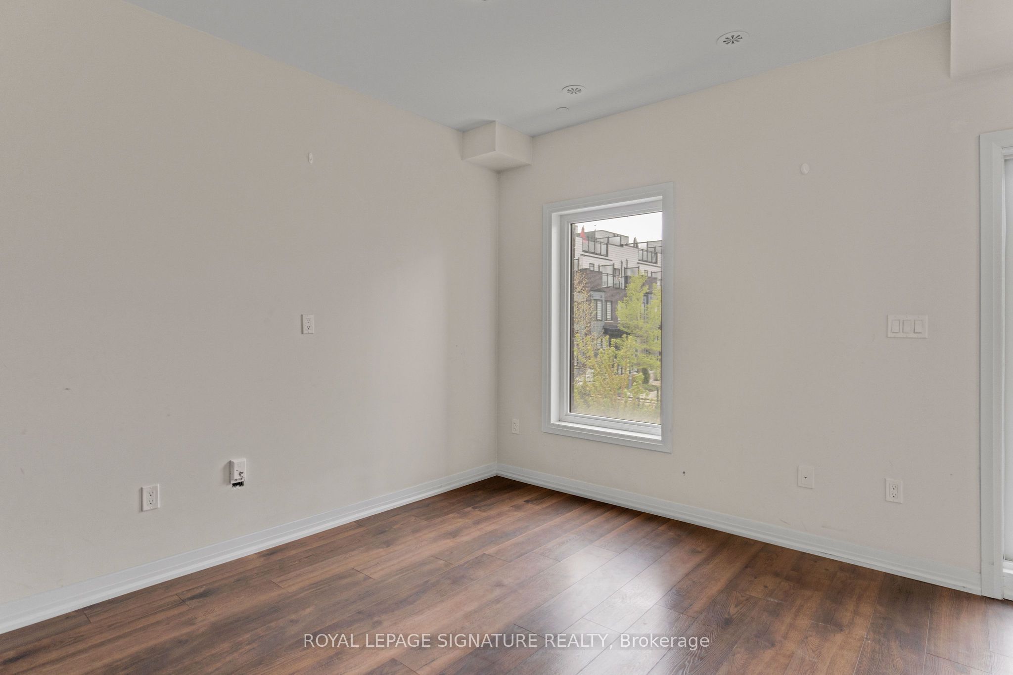 1165 Journeyman Lane 214 Property Photo 10