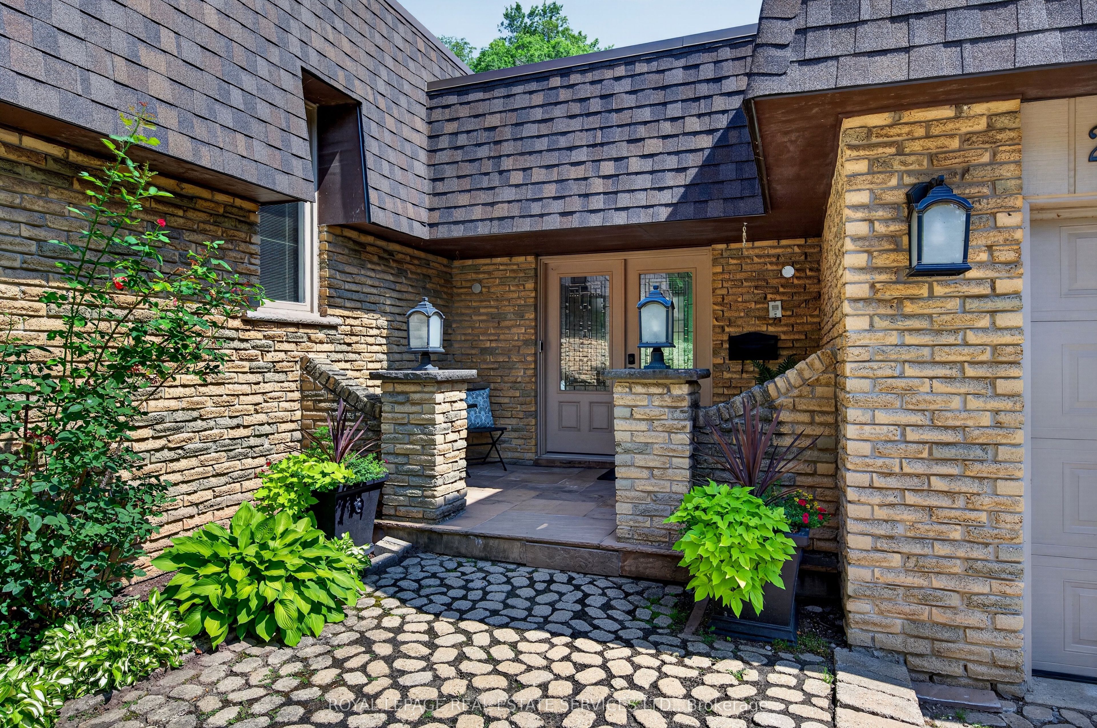 247 Spring Garden Road Property Photo 3