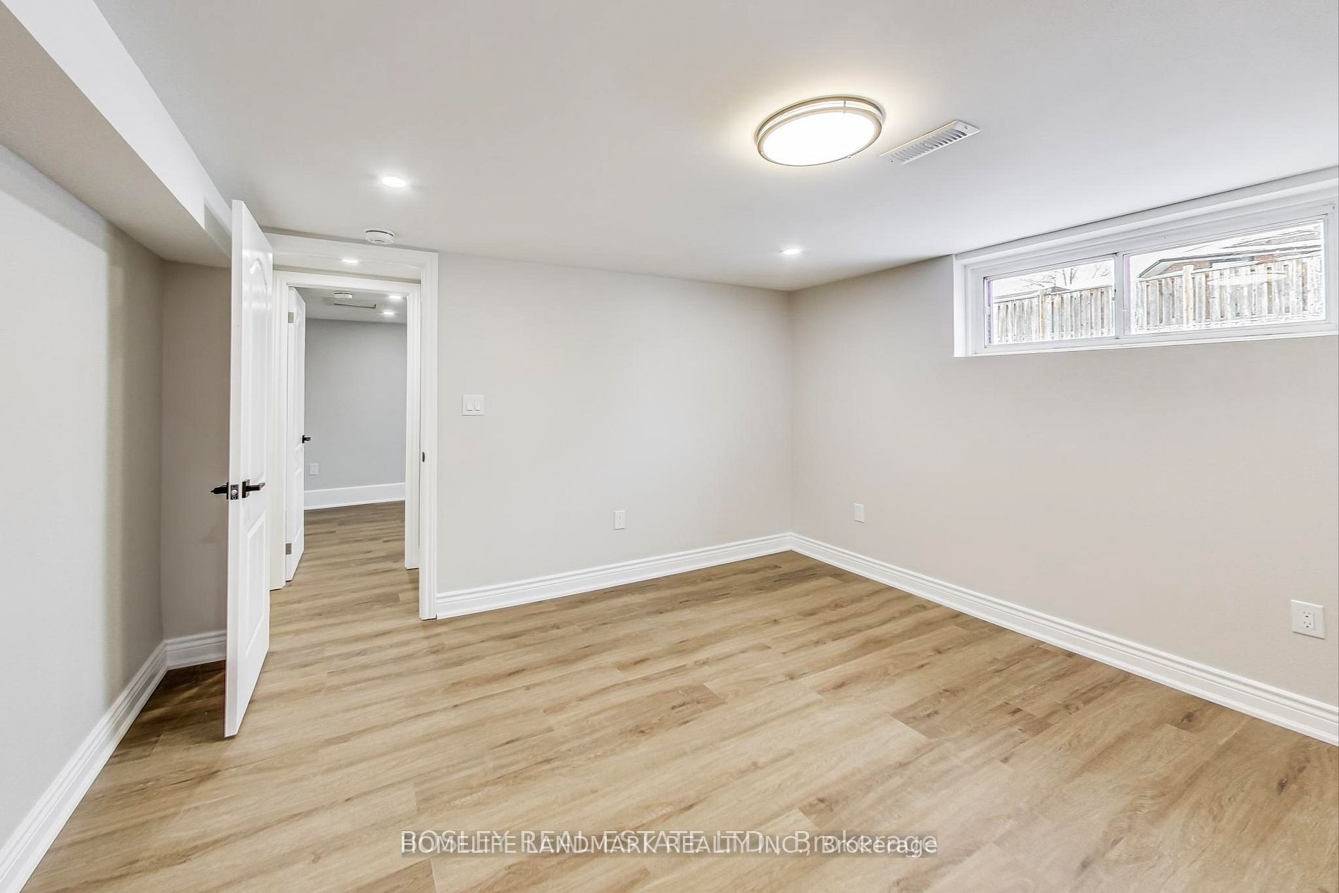 89 Chiswick Avenue Lower Property Photo 3