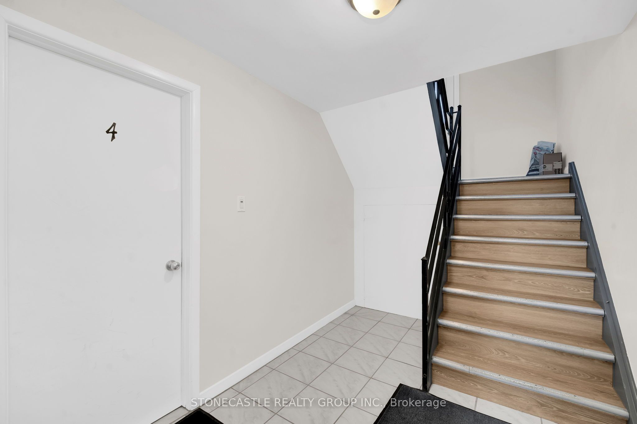 55 Thirty Eighth Street Property Photo 10