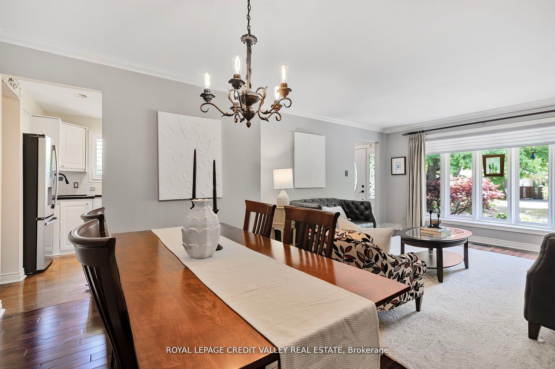 24 Ladore Drive Property Photo 8