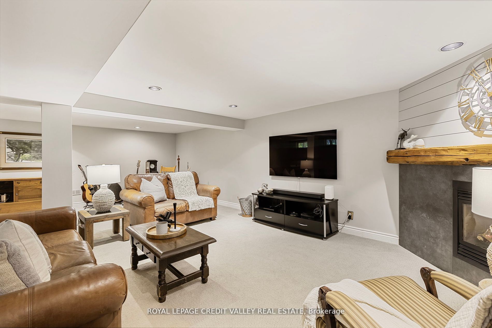 24 Ladore Drive Property Photo 24