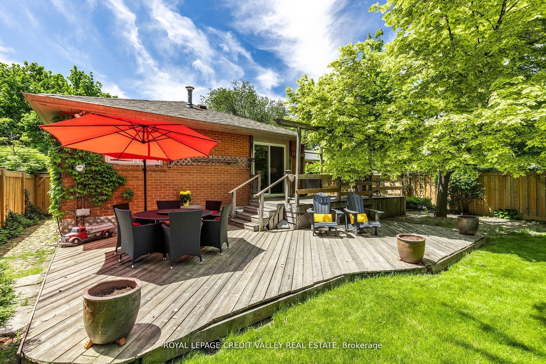 24 Ladore Drive Property Photo 38