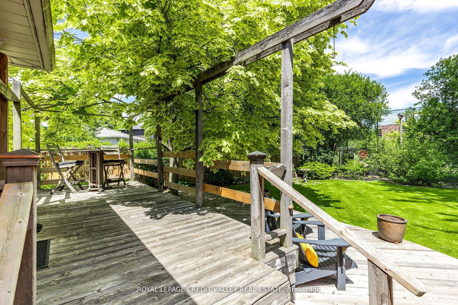 24 Ladore Drive Property Photo 41