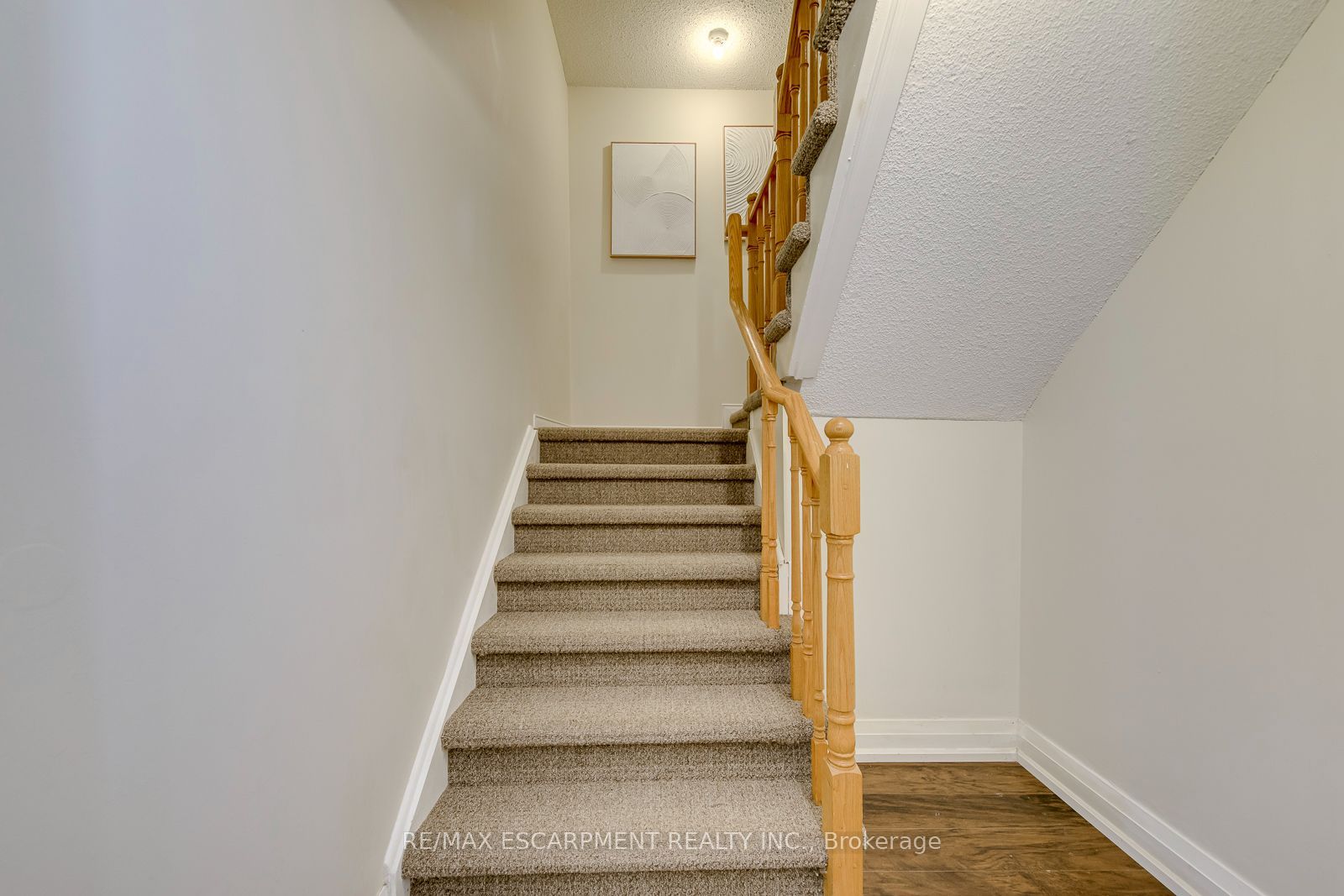 2549 Addingham Crescent Property Photo 22
