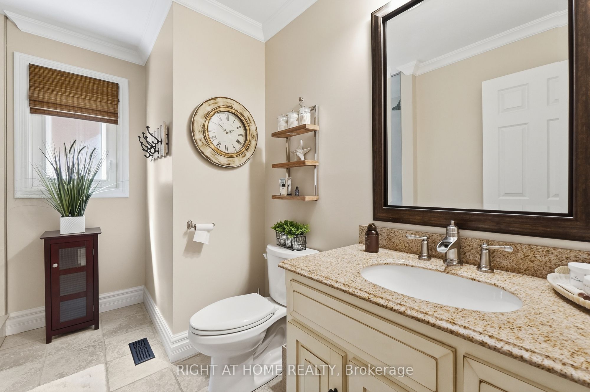 1594 Heritage Way Property Photo 34