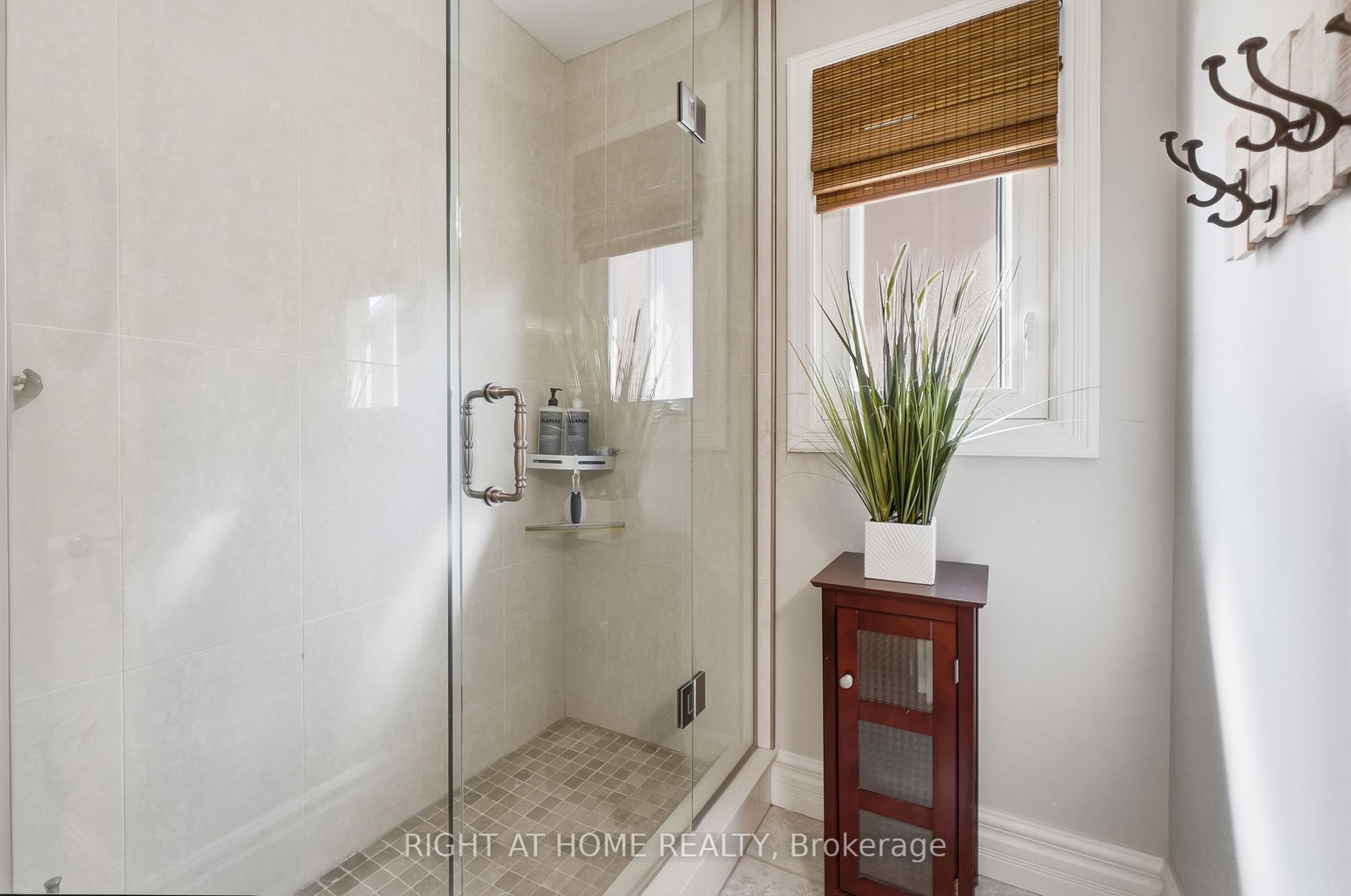 1594 Heritage Way Property Photo 35