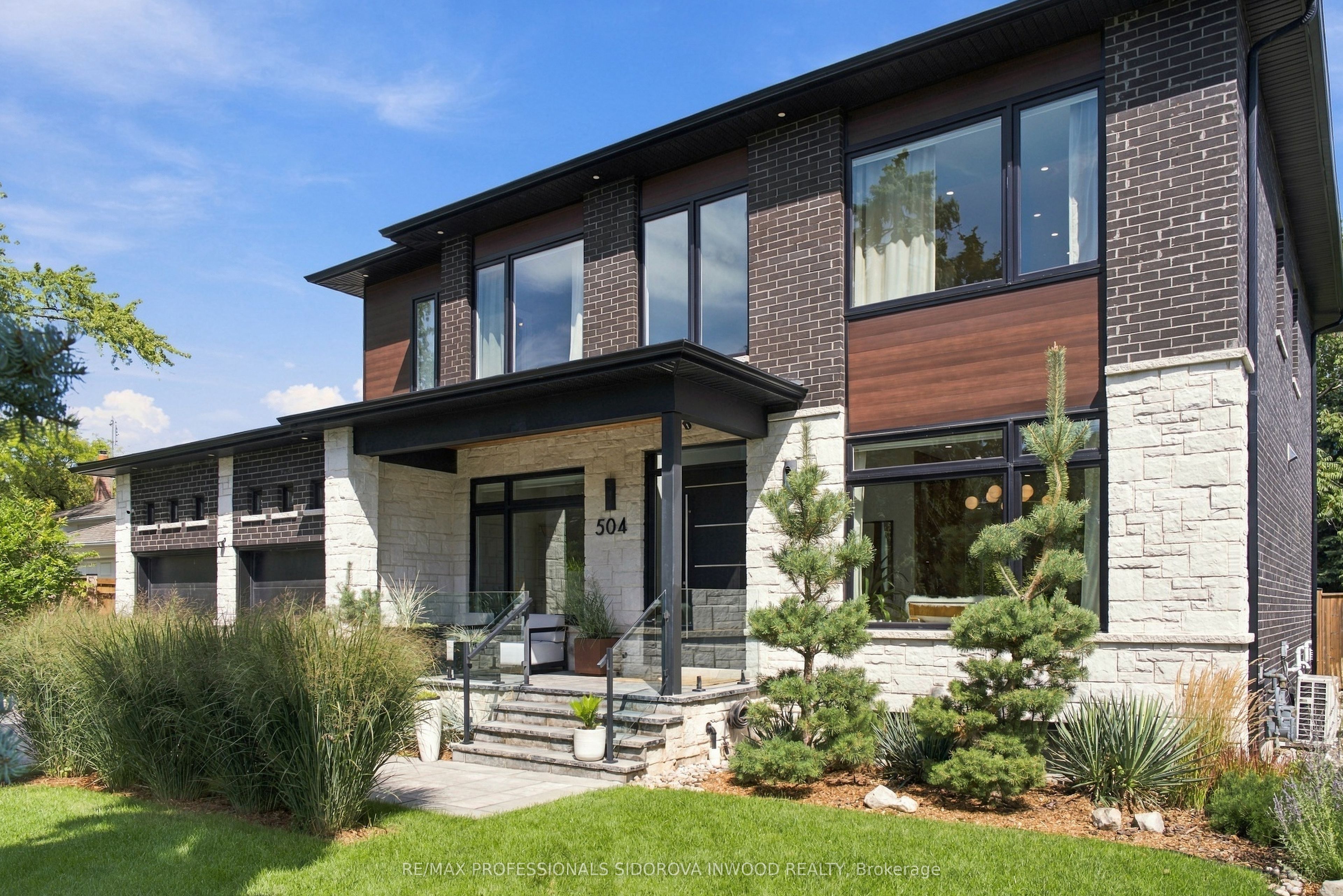 504 Sandmere Place Property Photo 1