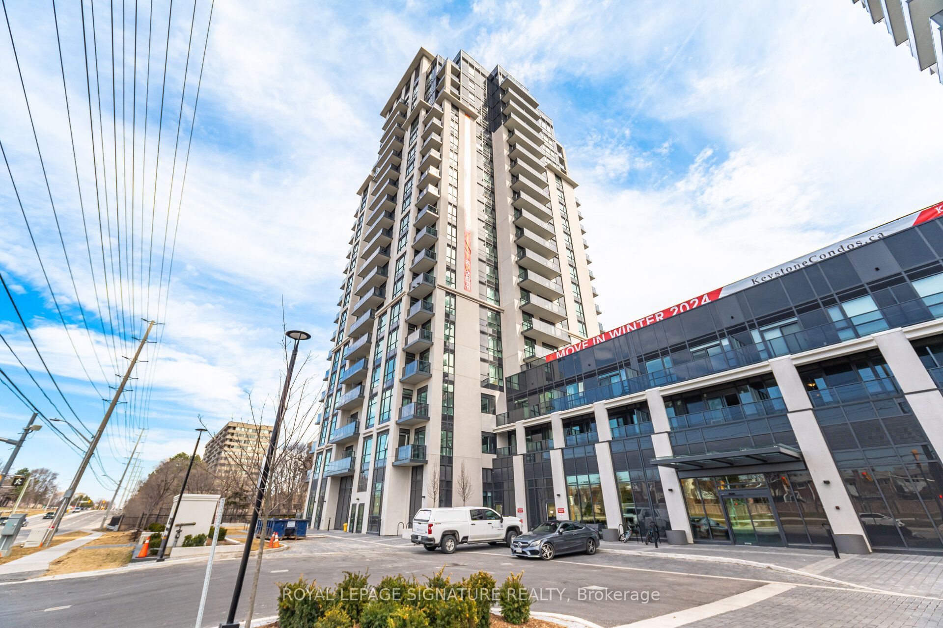 204 Burnhamthorpe Road E 1309