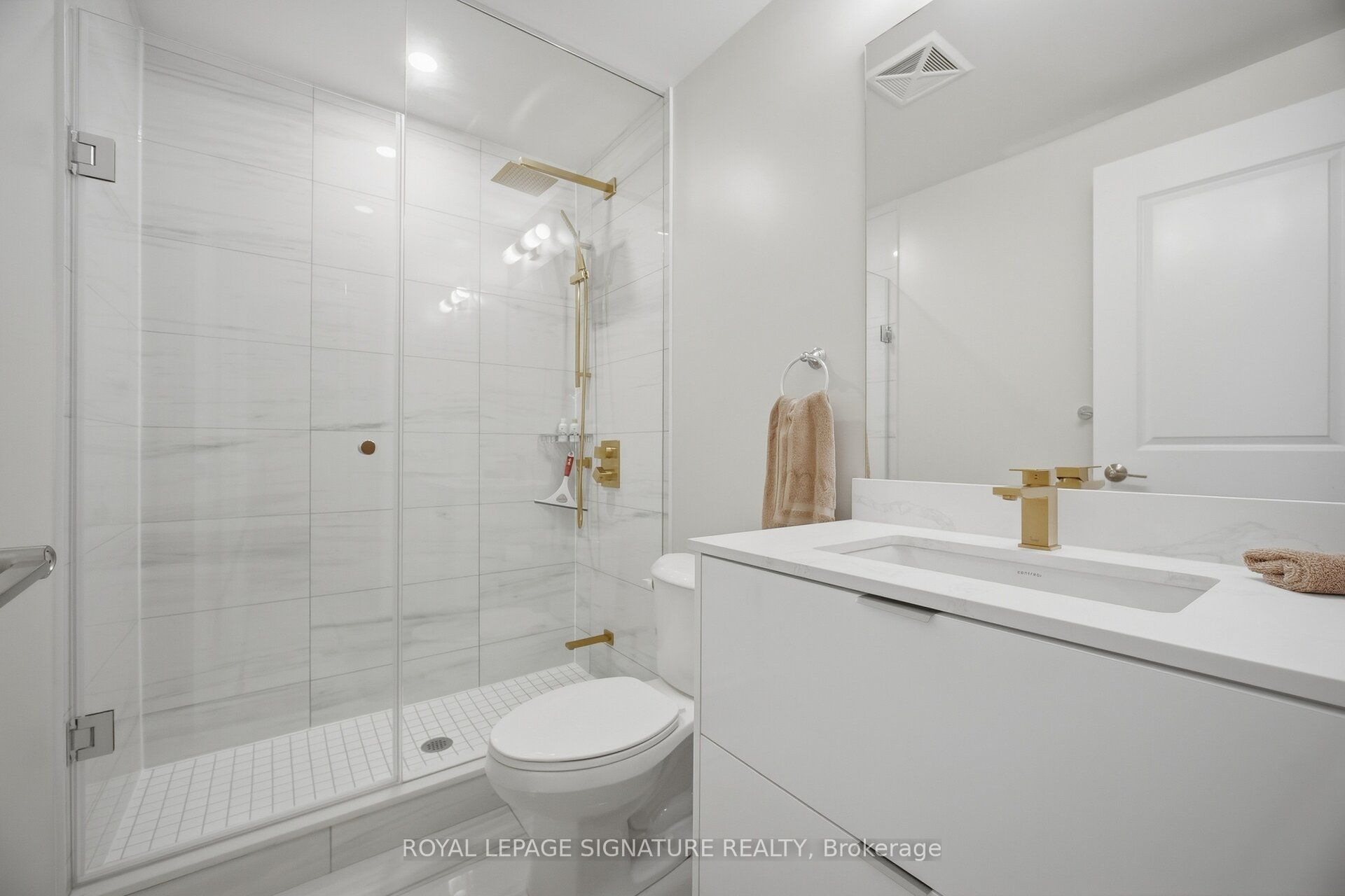 204 Burnhamthorpe Road E 1309 Property Photo 22