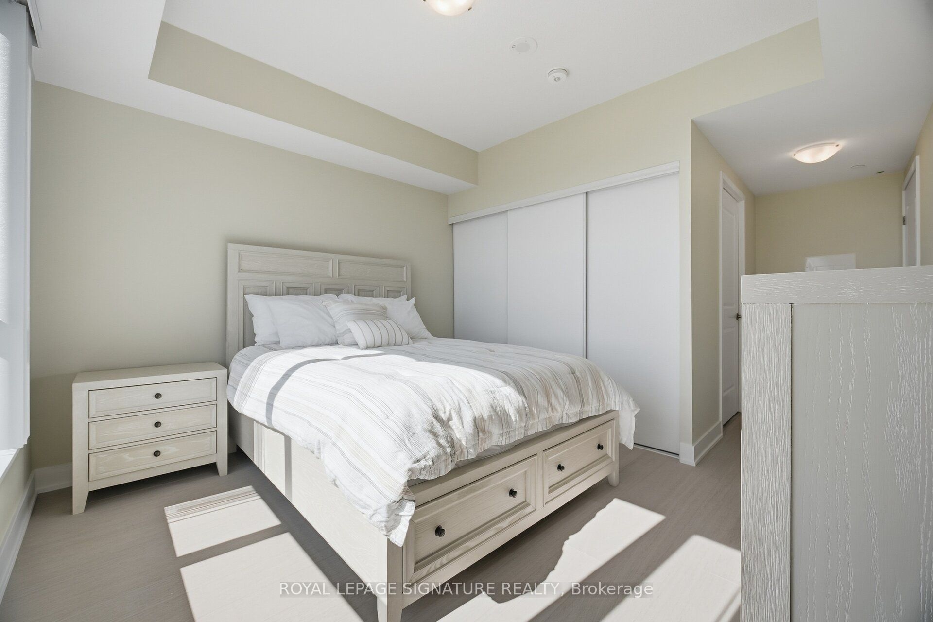 204 Burnhamthorpe Road E 1309 Property Photo 25