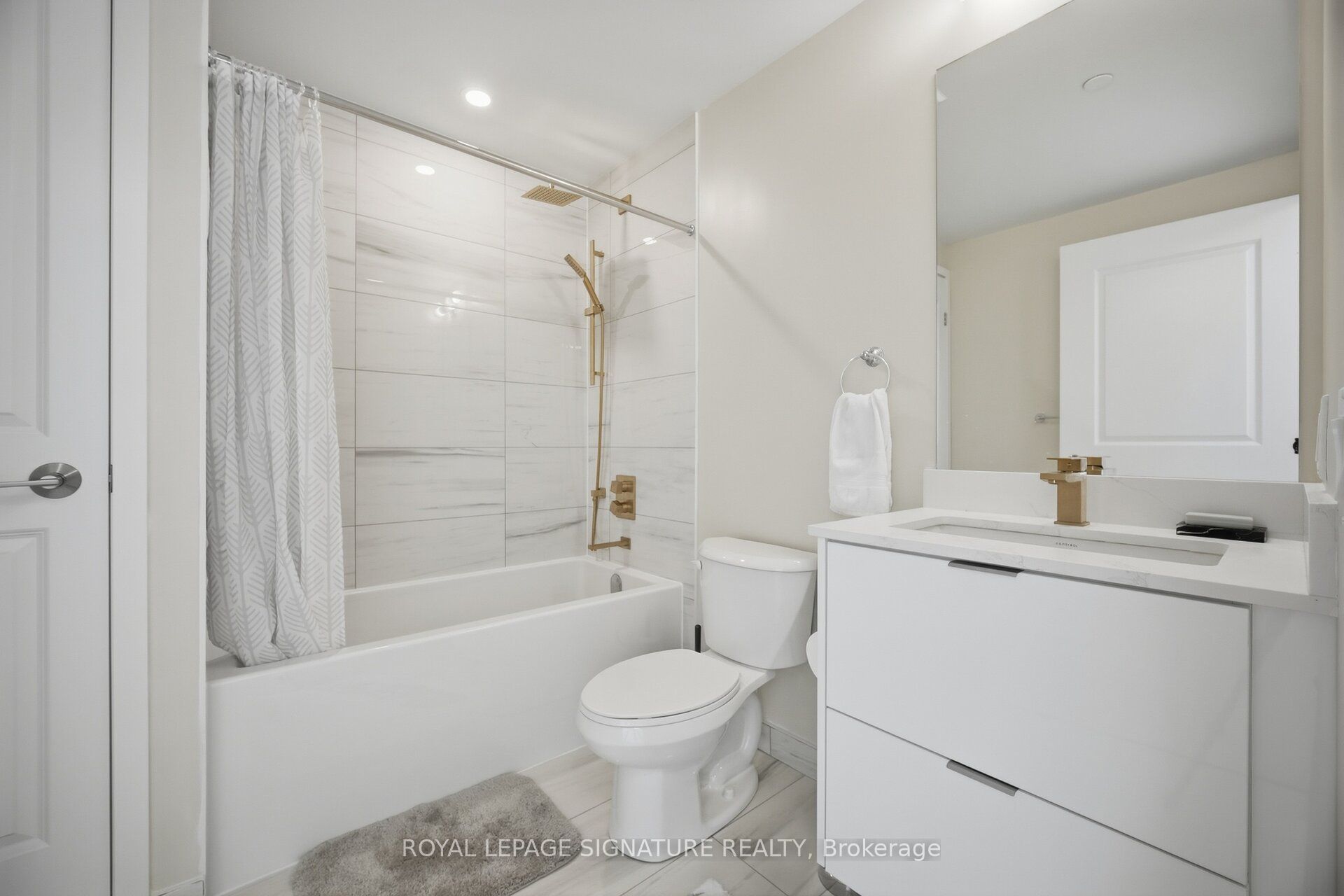 204 Burnhamthorpe Road E 1309 Property Photo 27