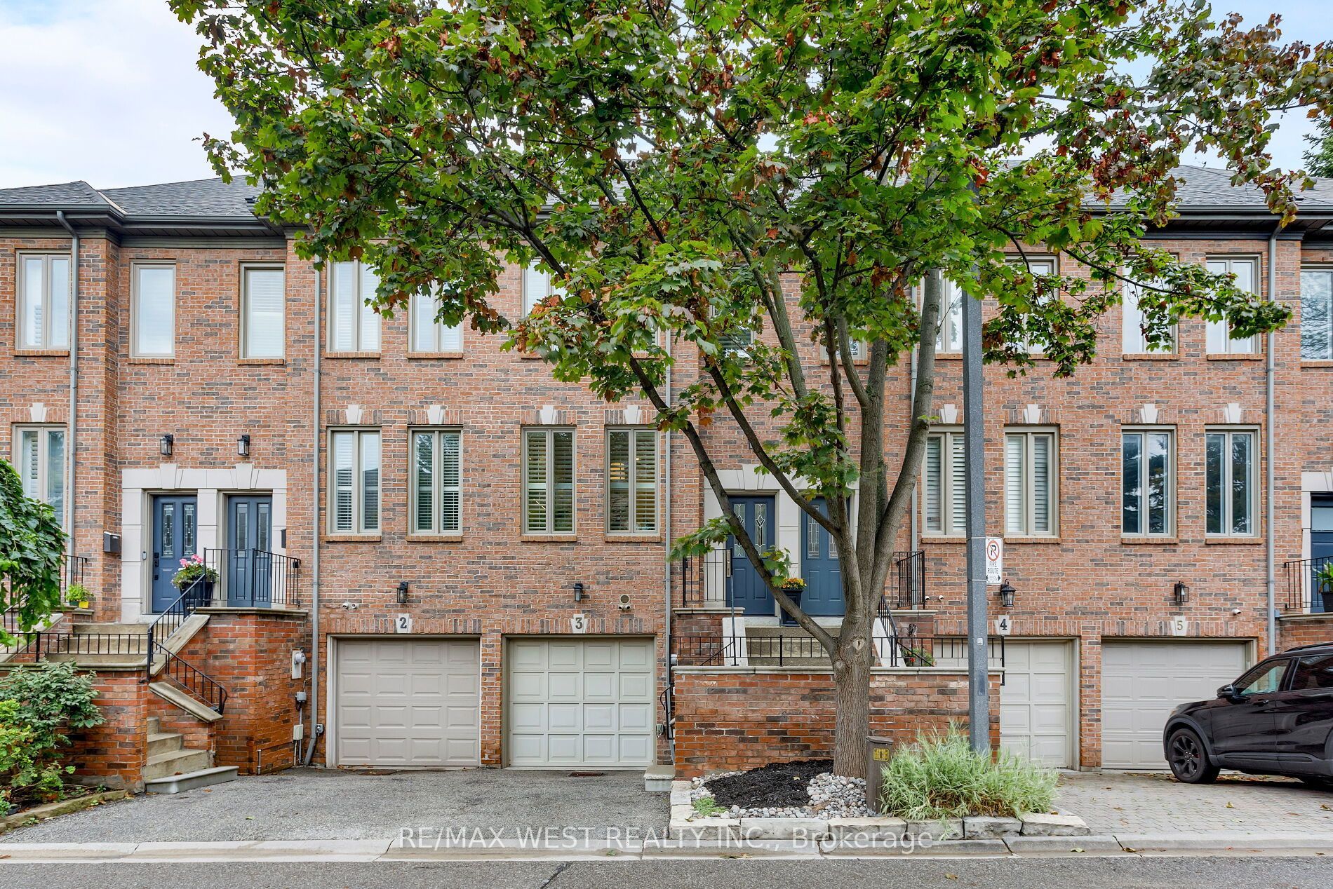 175 Grand Avenue 3