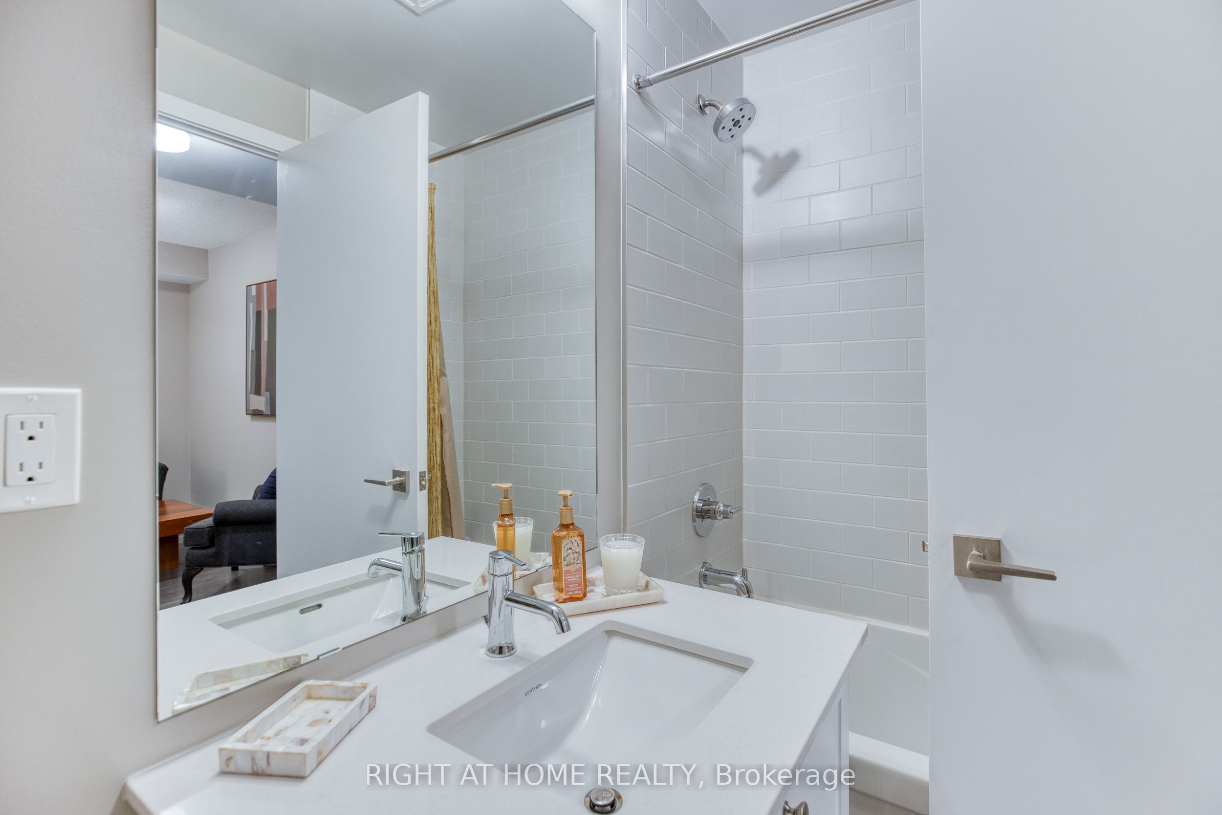 50 Ann Street 316 Property Photo 11