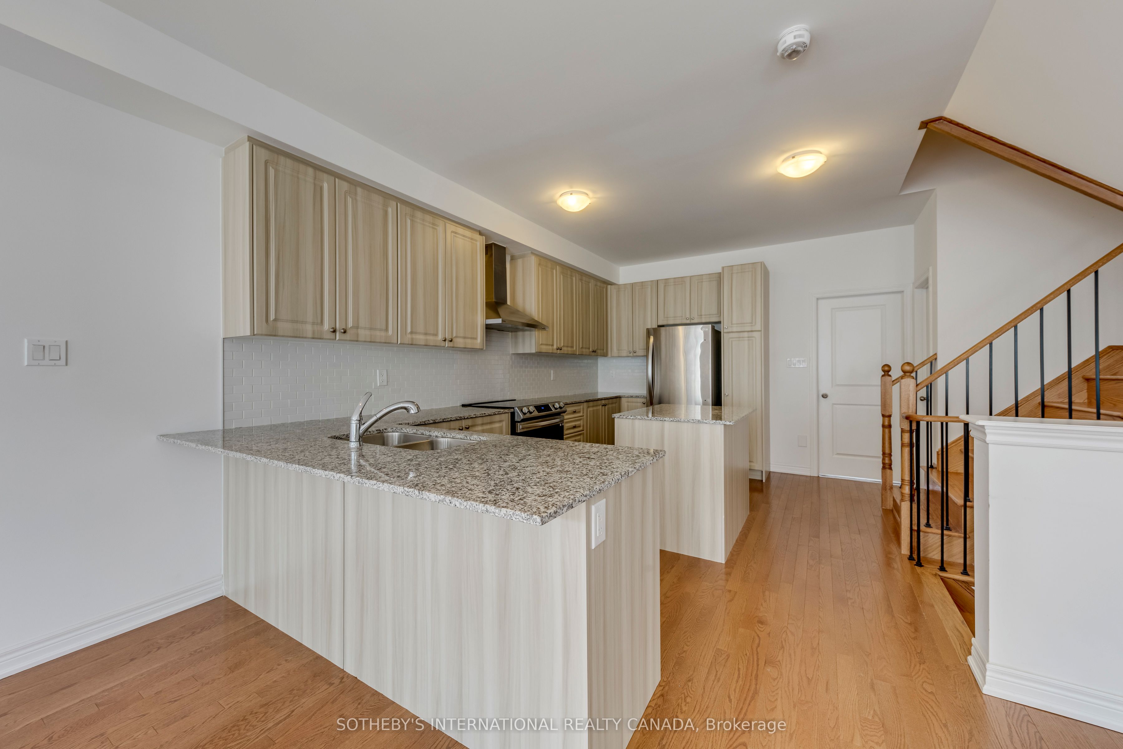 2289 Khalsa Gate Property Photo 21