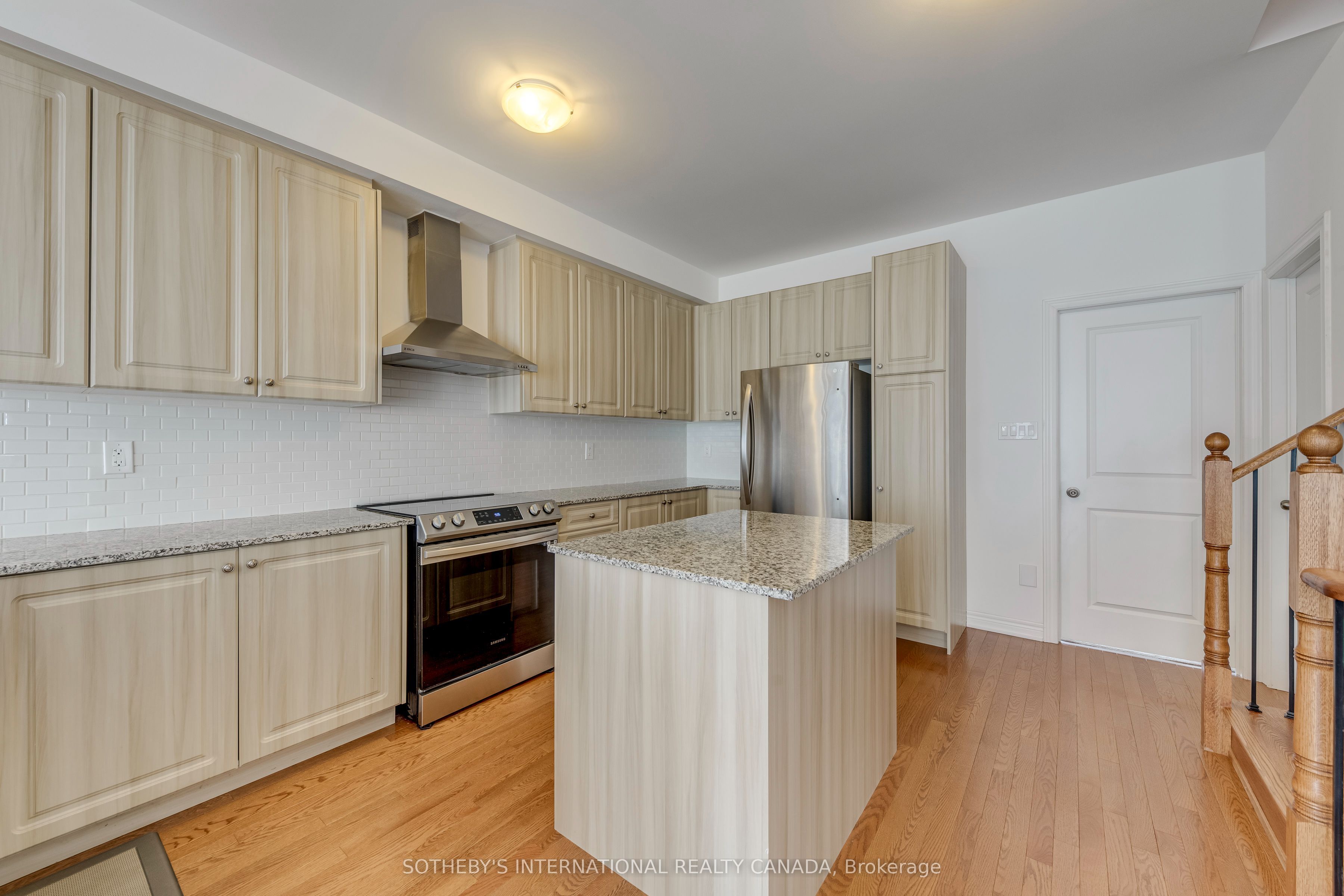 2289 Khalsa Gate Property Photo 22