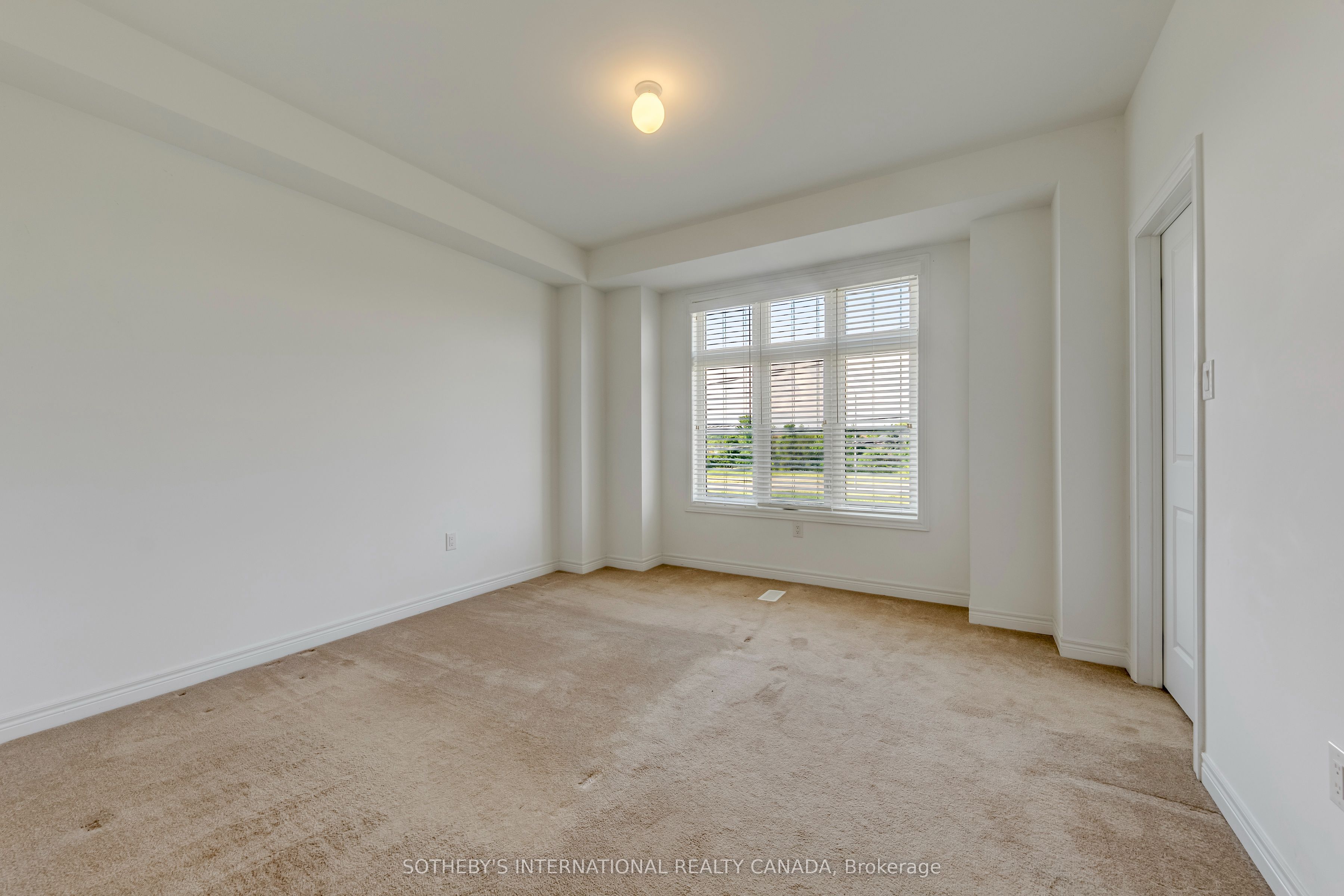2289 Khalsa Gate Property Photo 31
