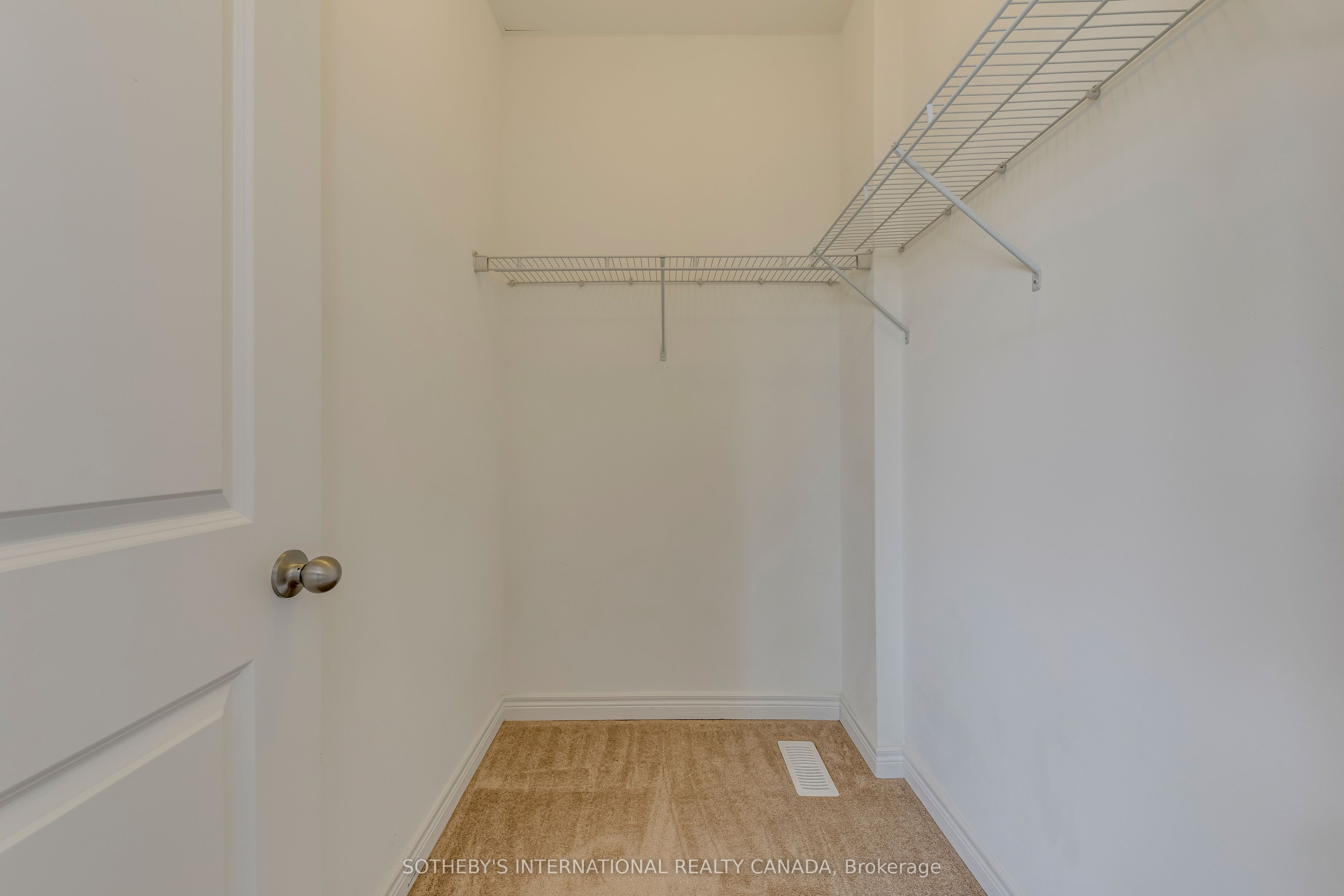 2289 Khalsa Gate Property Photo 32