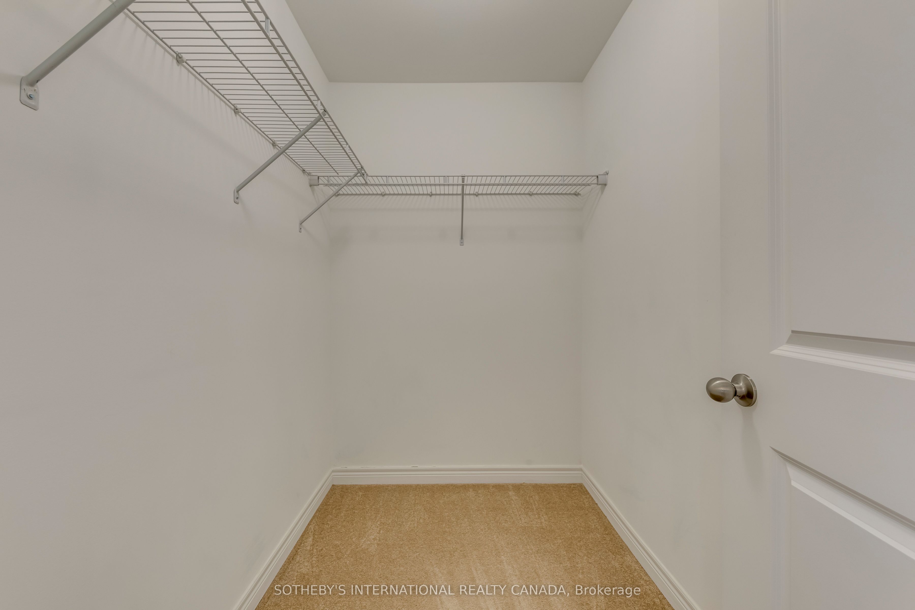 2289 Khalsa Gate Property Photo 38