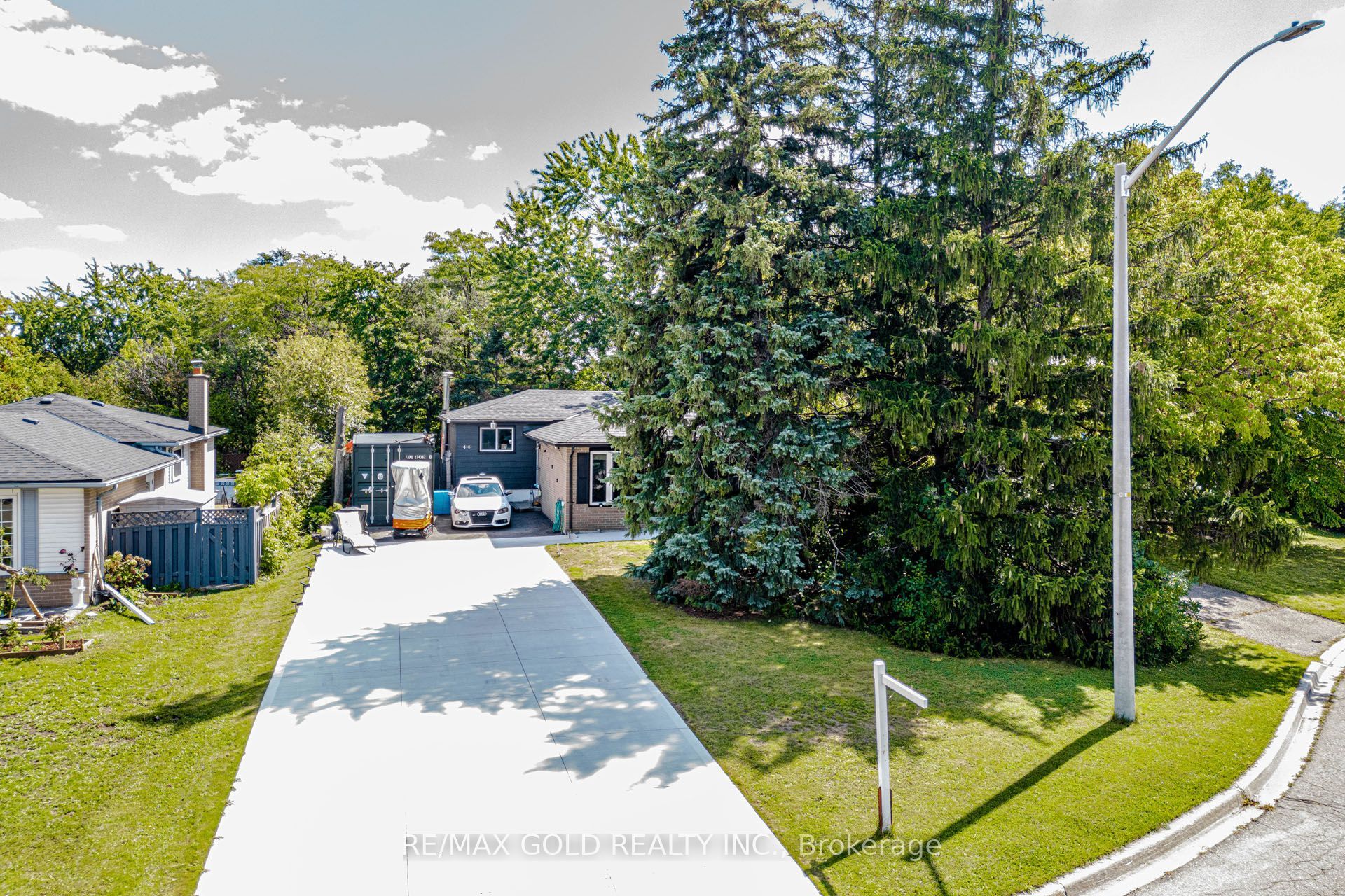 44 Deloraine Drive Property Photo 3