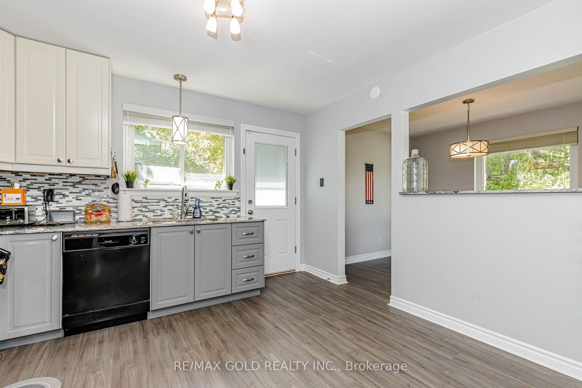 44 Deloraine Drive Property Photo 8