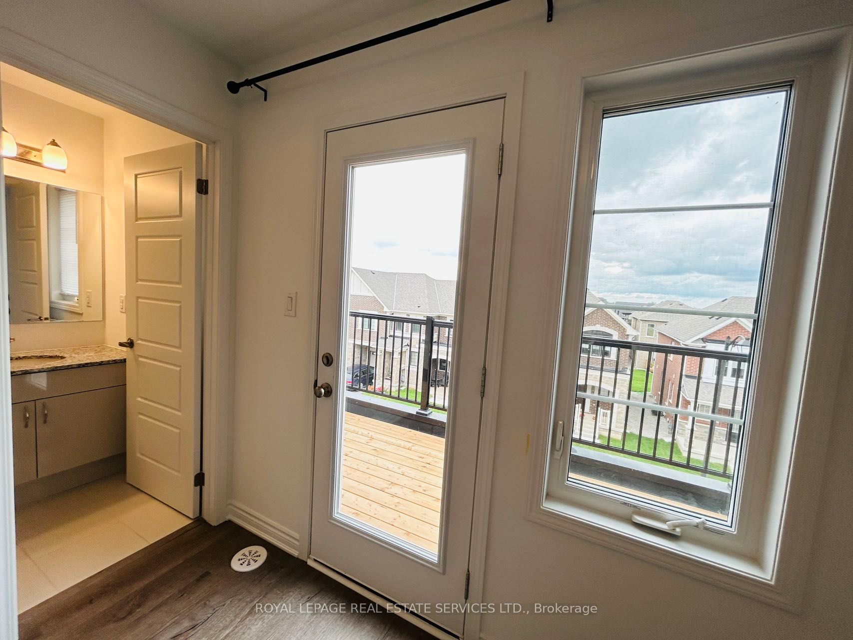 1577 Moira Crescent Property Photo 15
