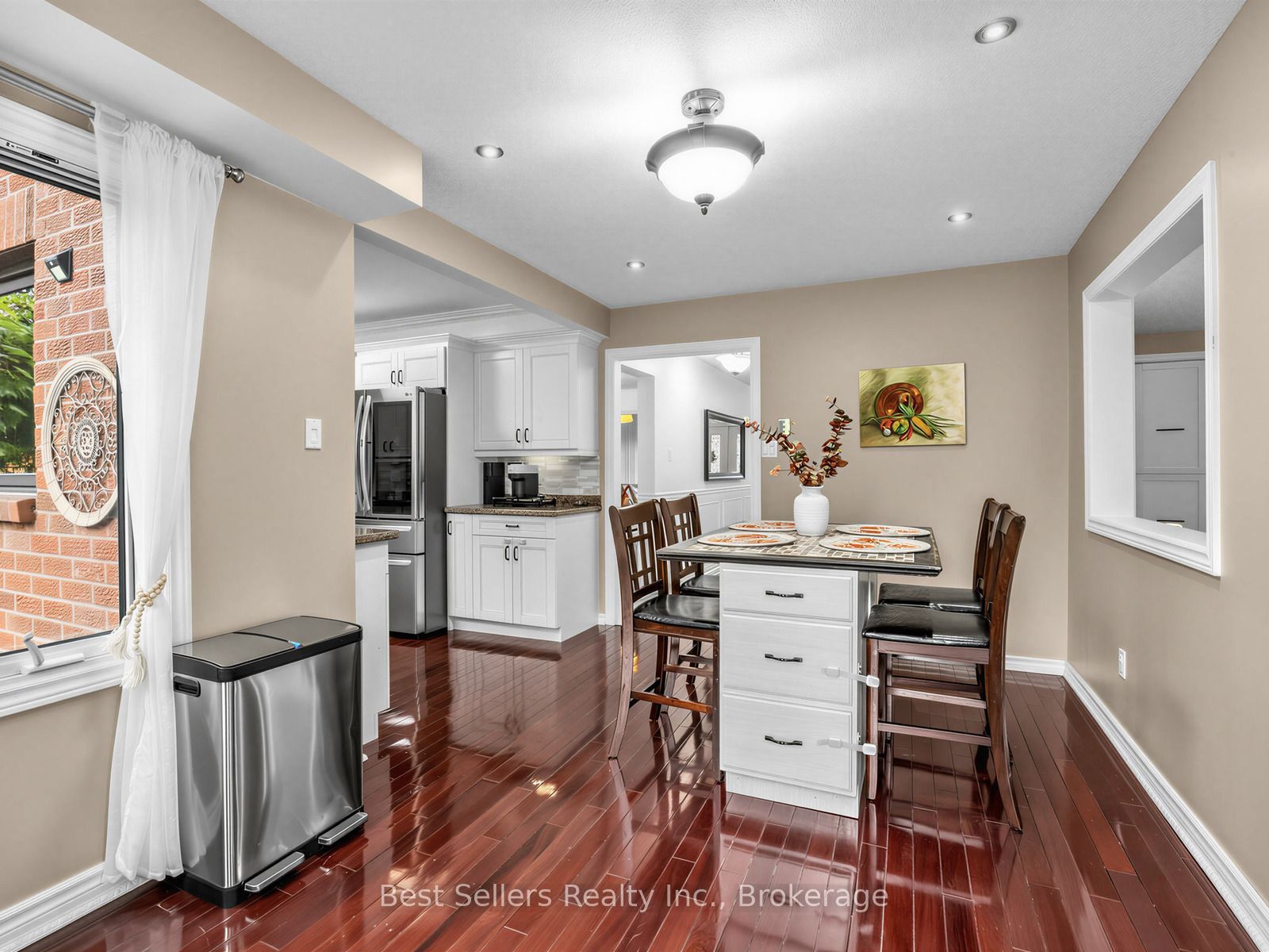 34 Kenpark Avenue Property Photo 11