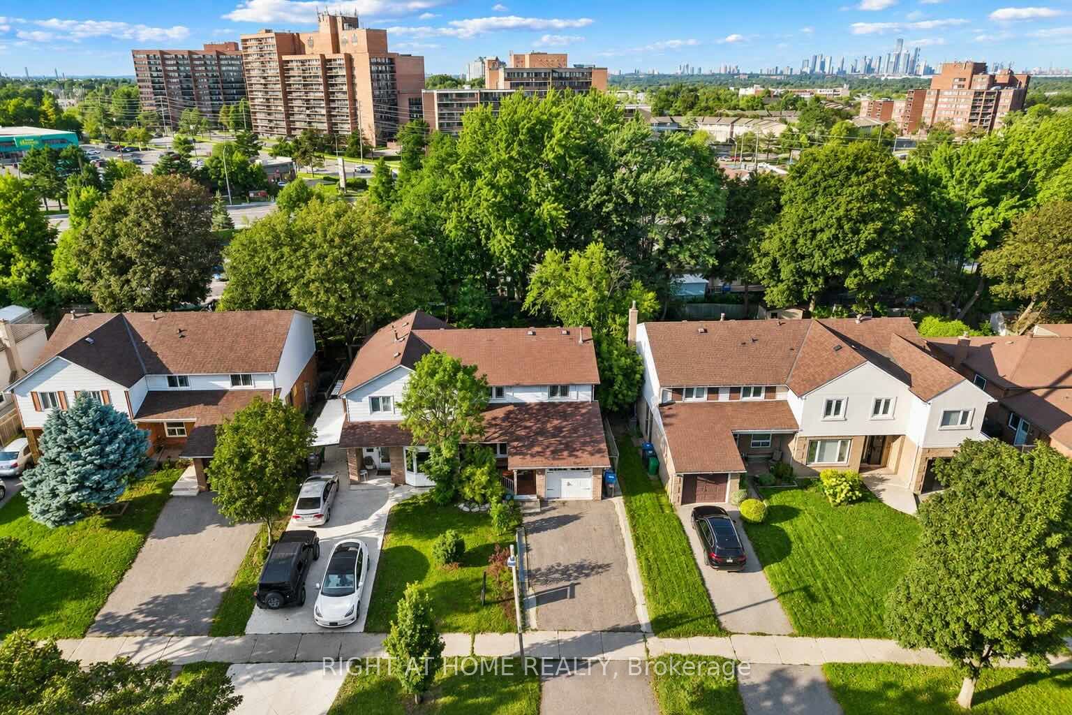 3363 Masthead Crescent Property Photo 4