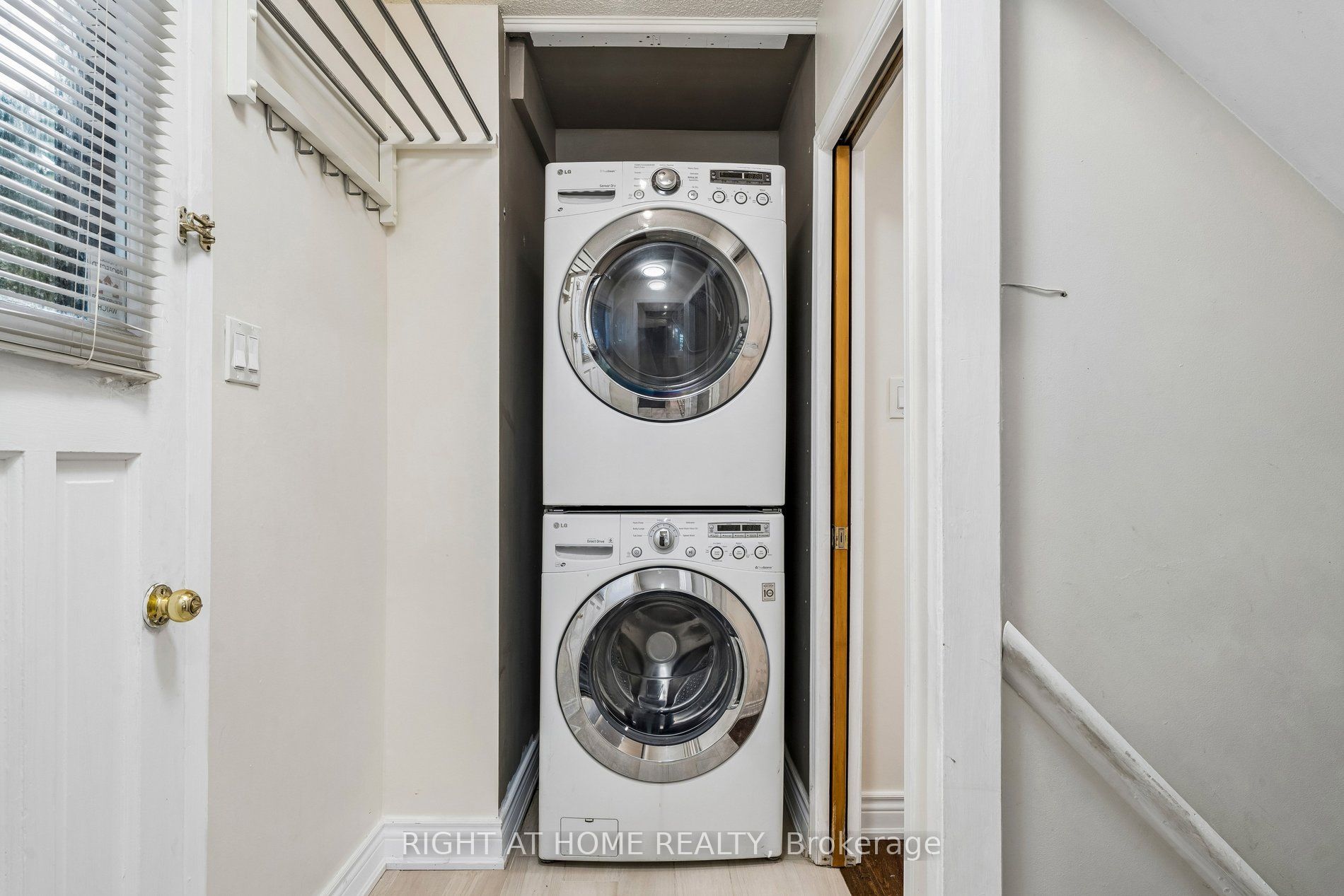 3363 Masthead Crescent Property Photo 16