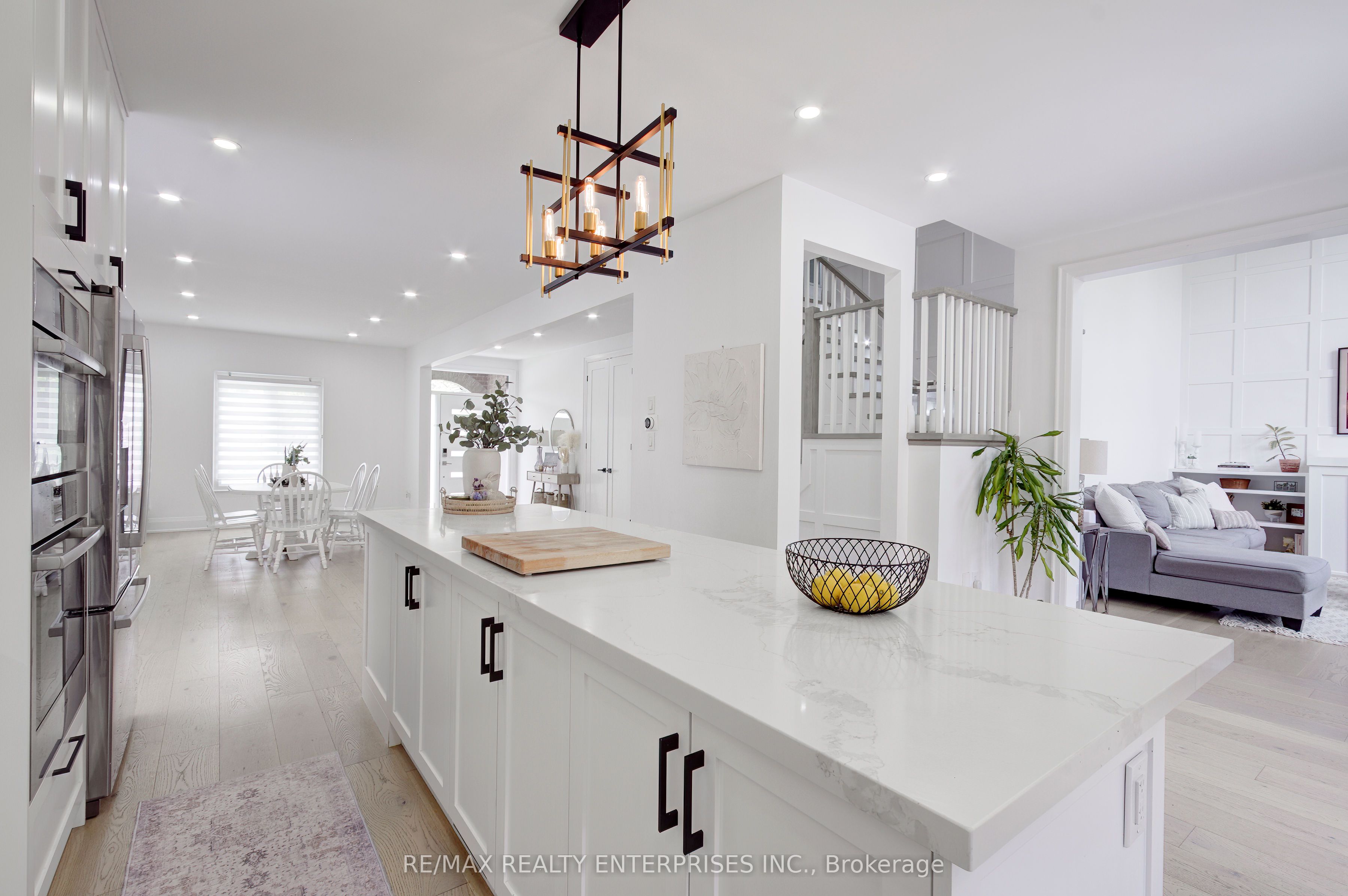 193 Teddington Place Property Photo 12