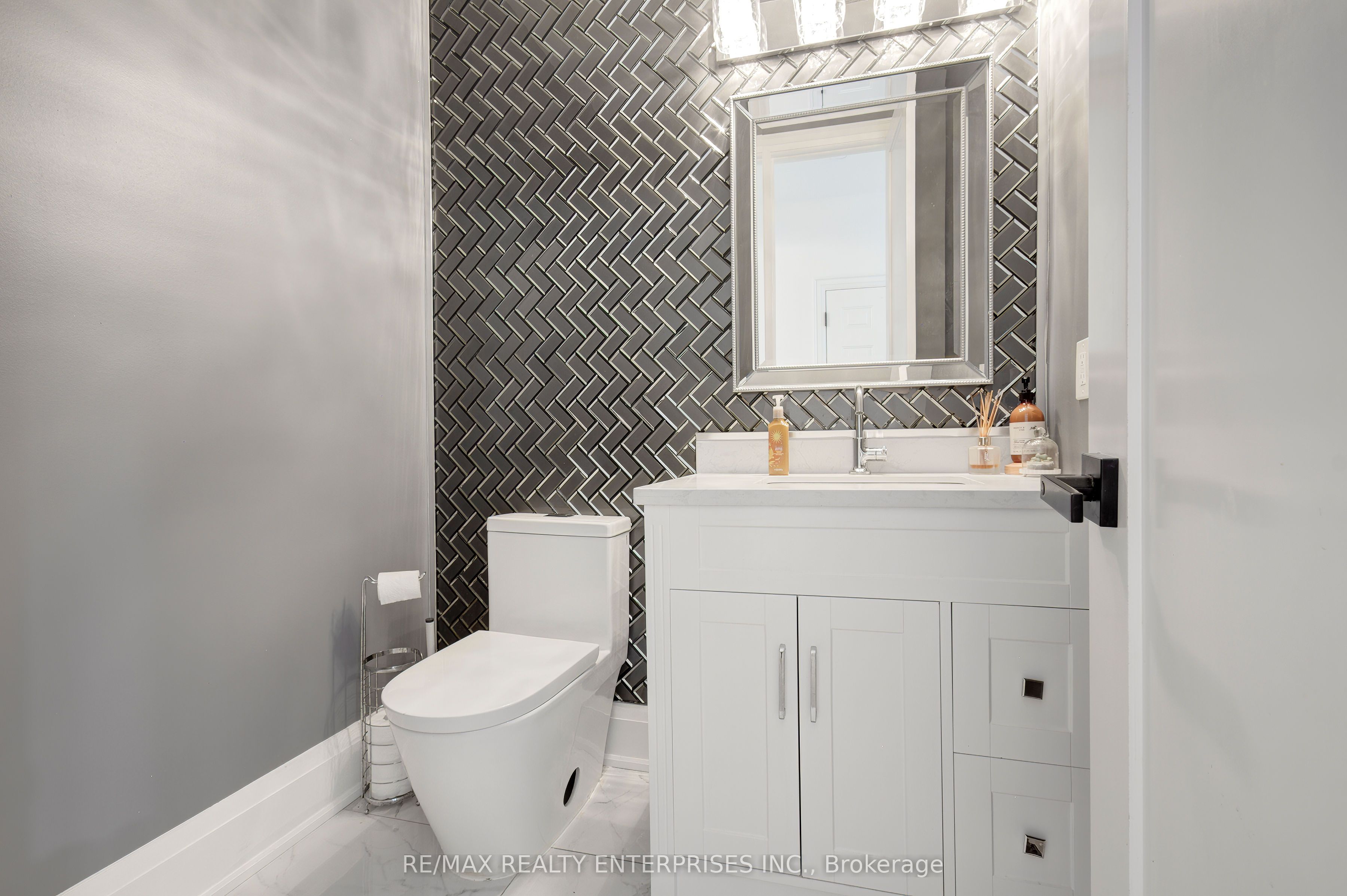 193 Teddington Place Property Photo 22