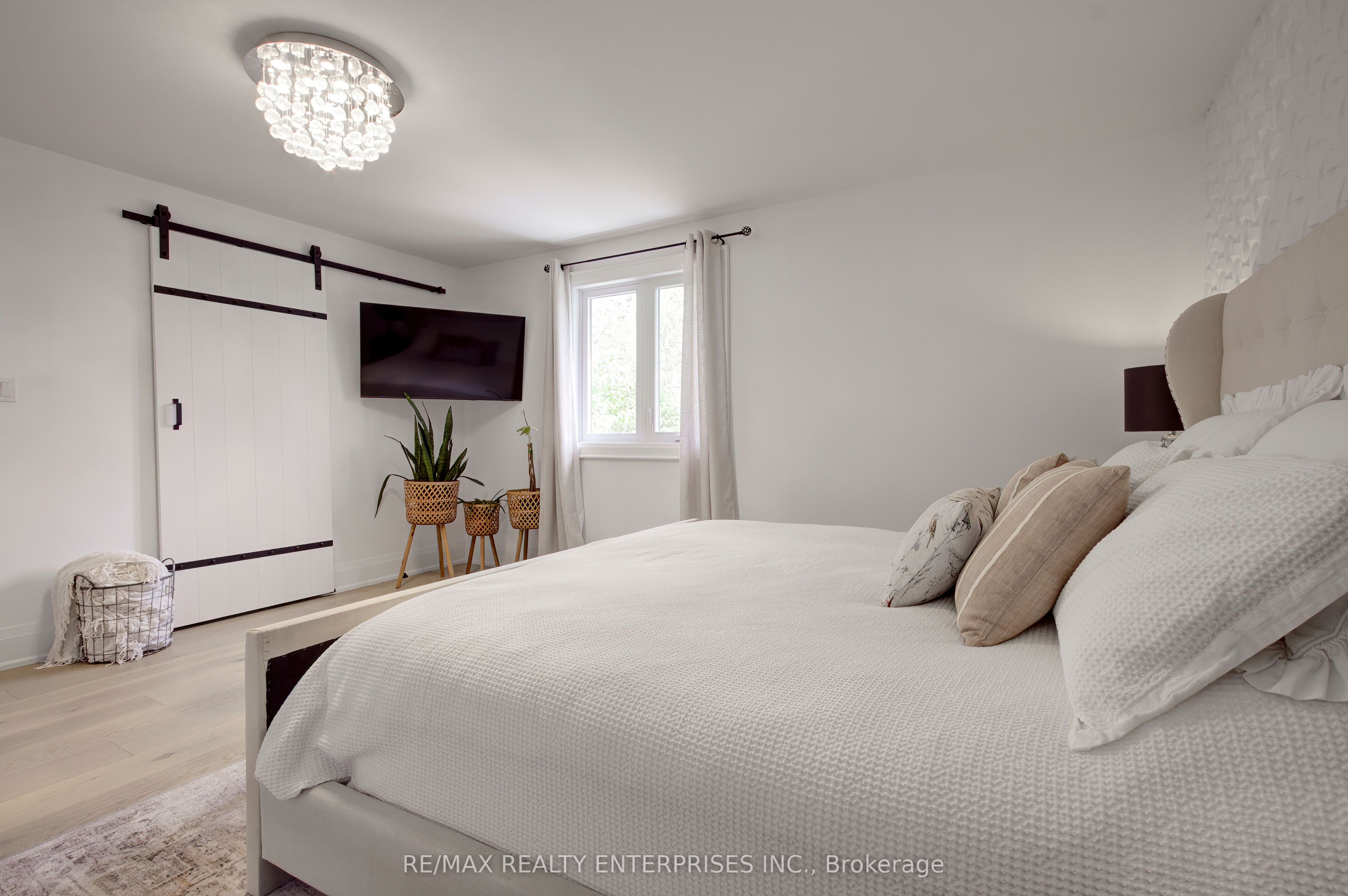 193 Teddington Place Property Photo 25