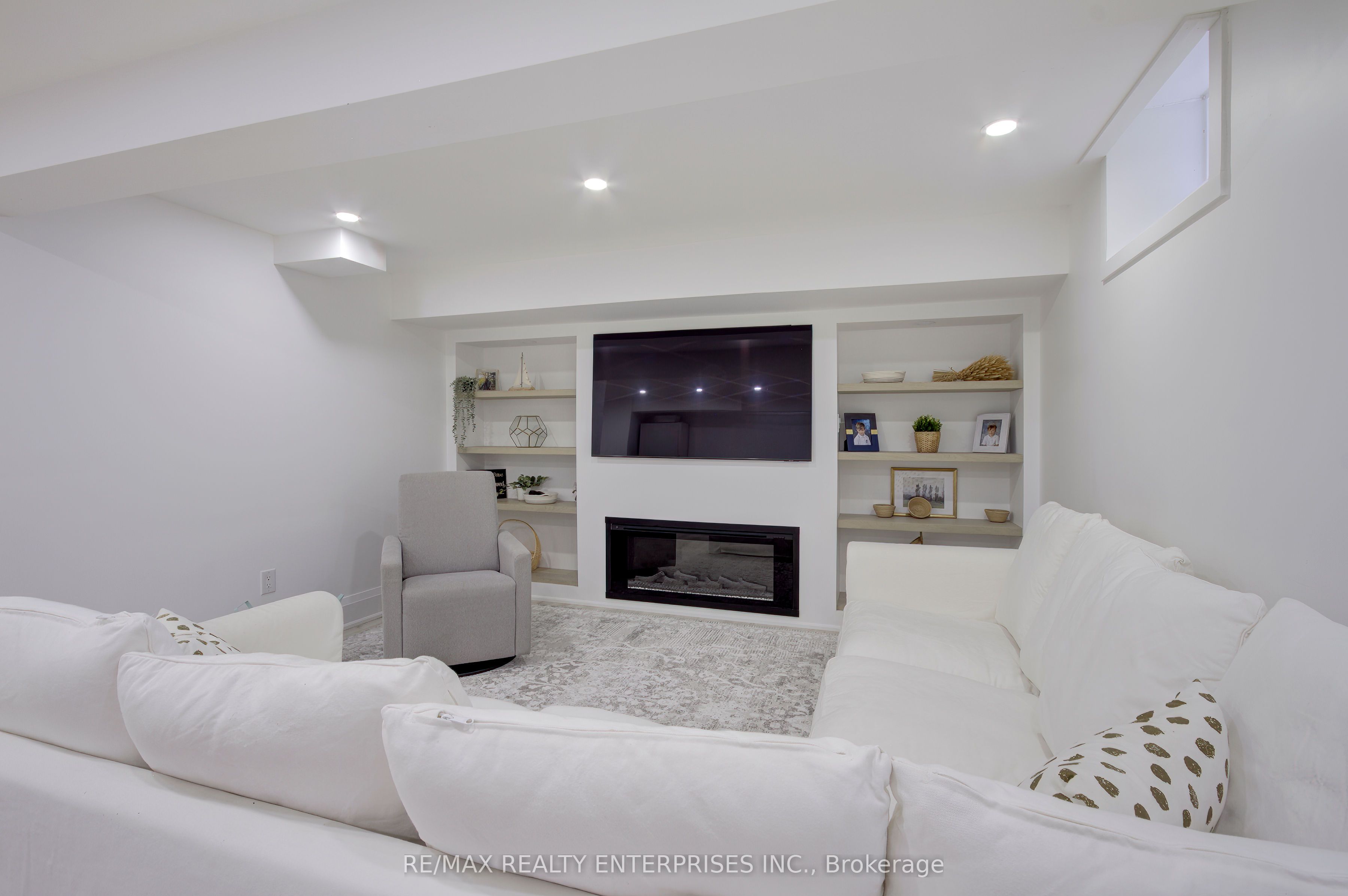 193 Teddington Place Property Photo 35