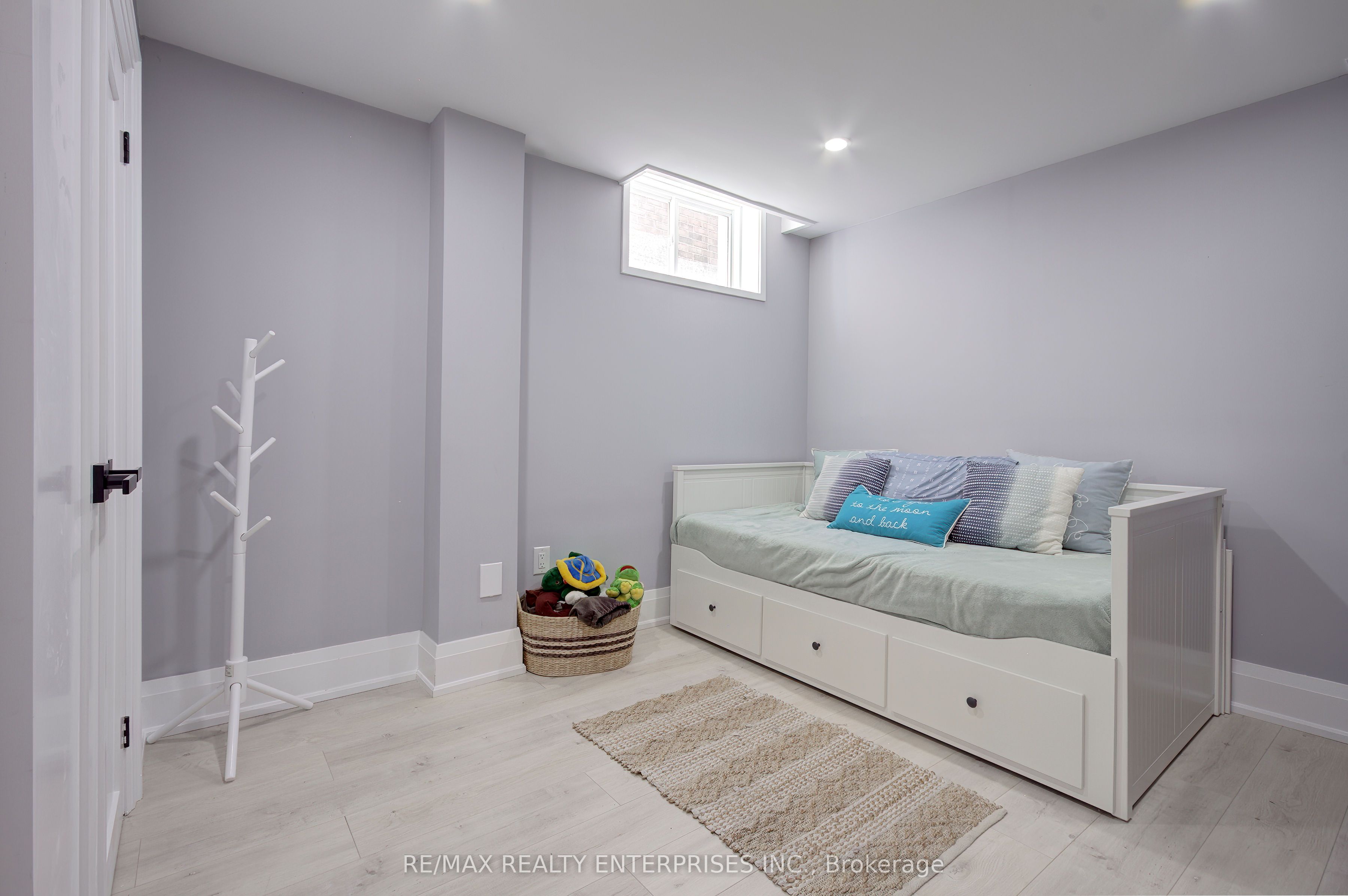 193 Teddington Place Property Photo 39