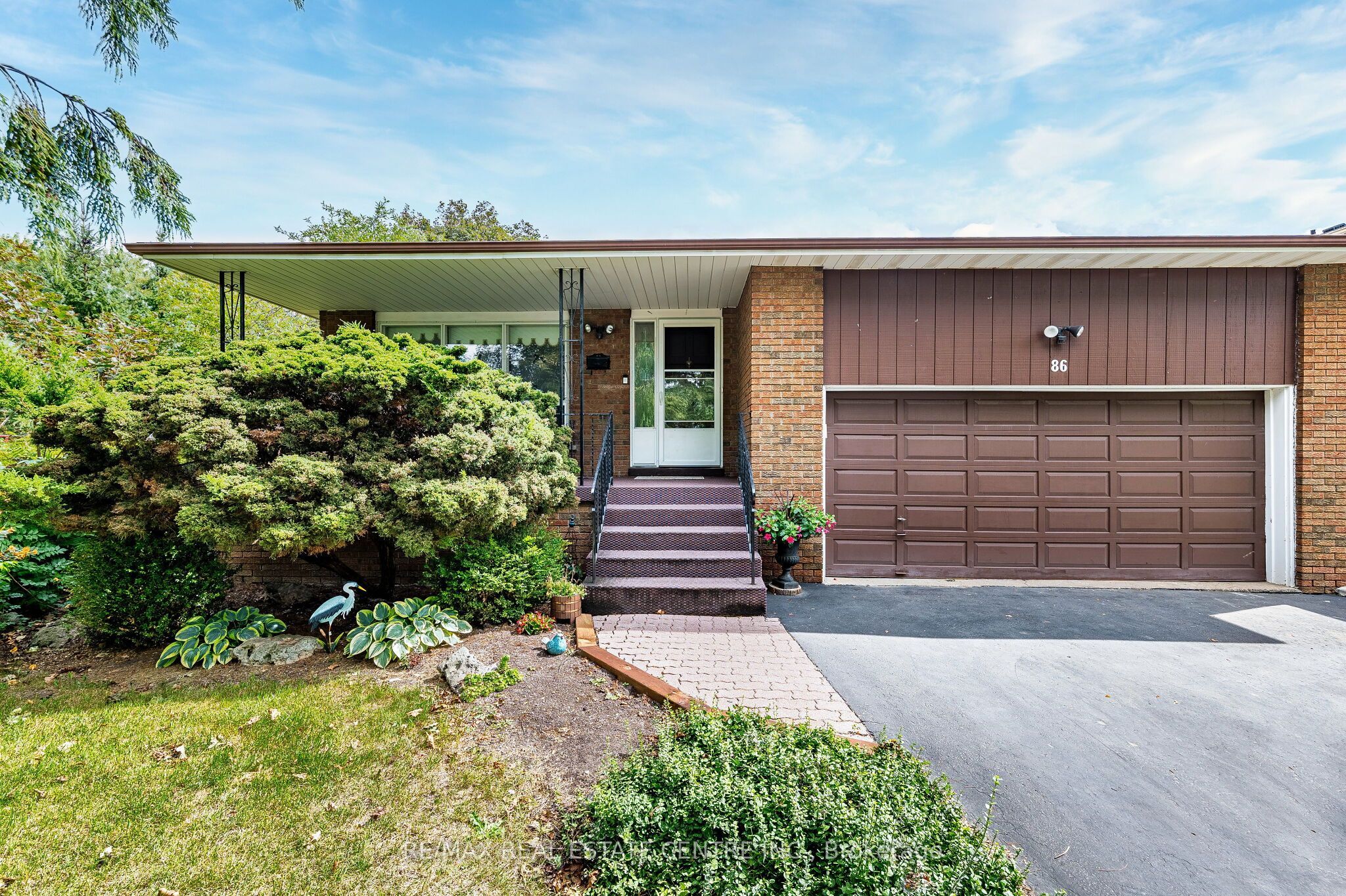 86 Jade Crescent