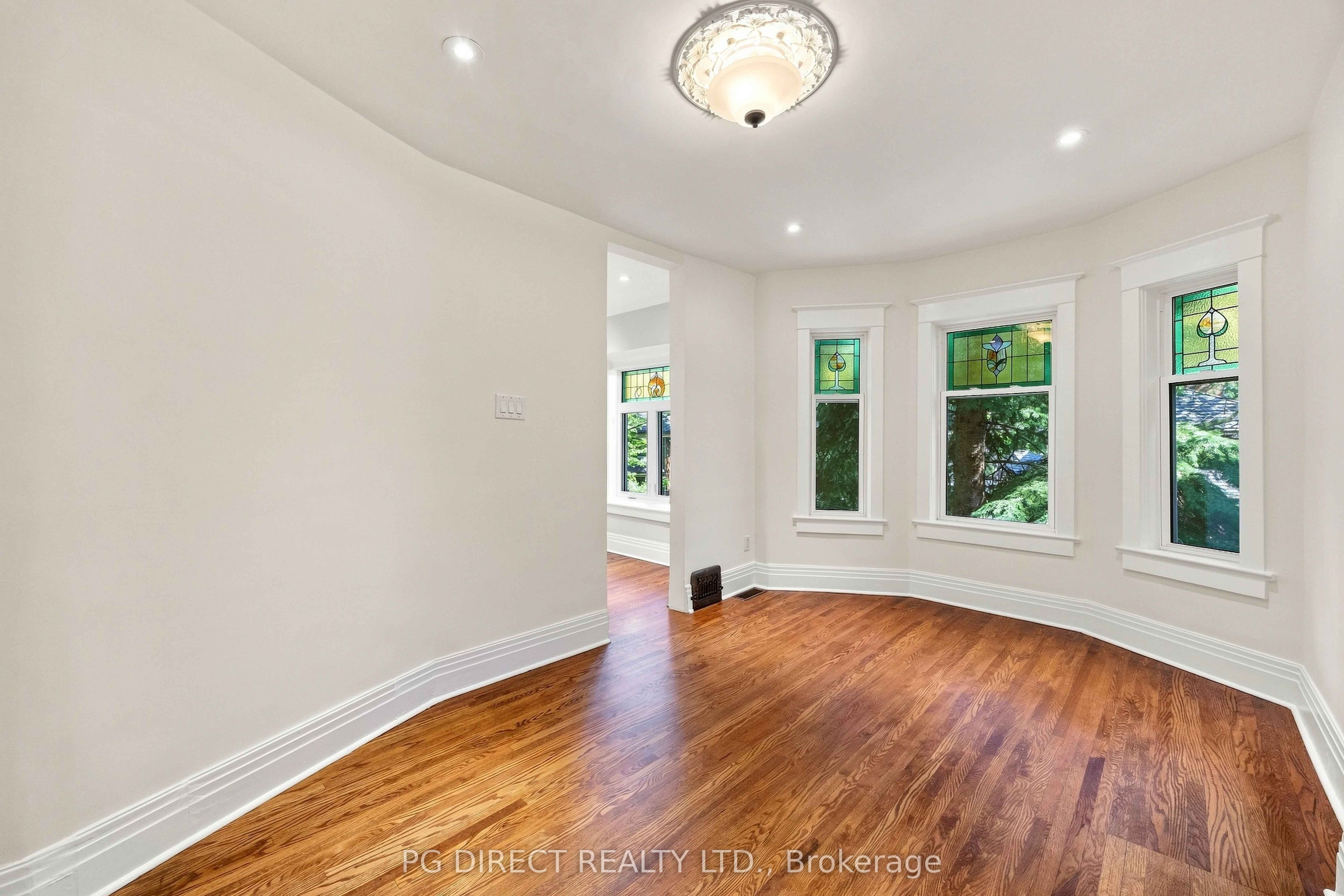 13 Evelyn Crescent Property Photo 15