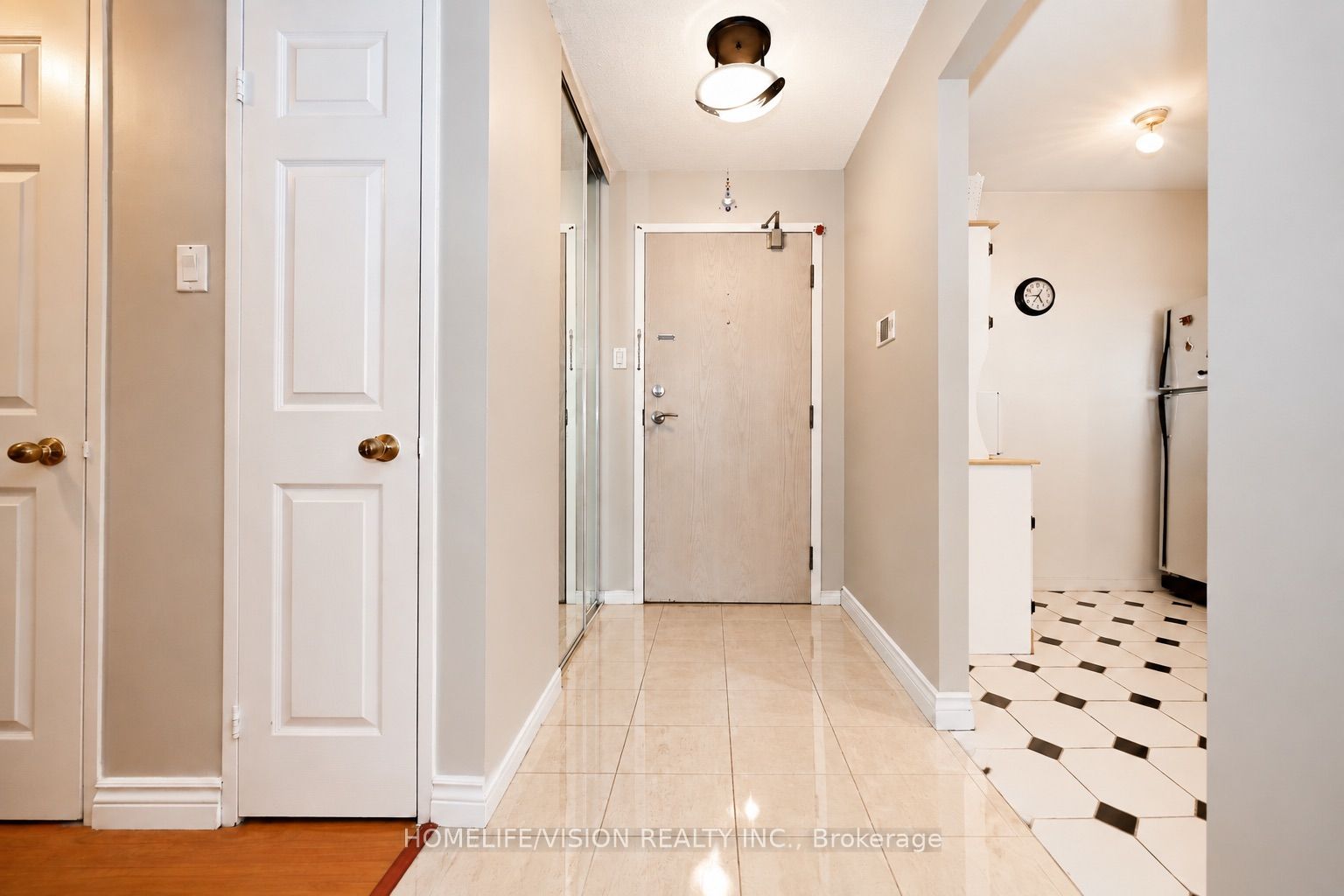 330 Rathburn Road W 306 Property Photo 8
