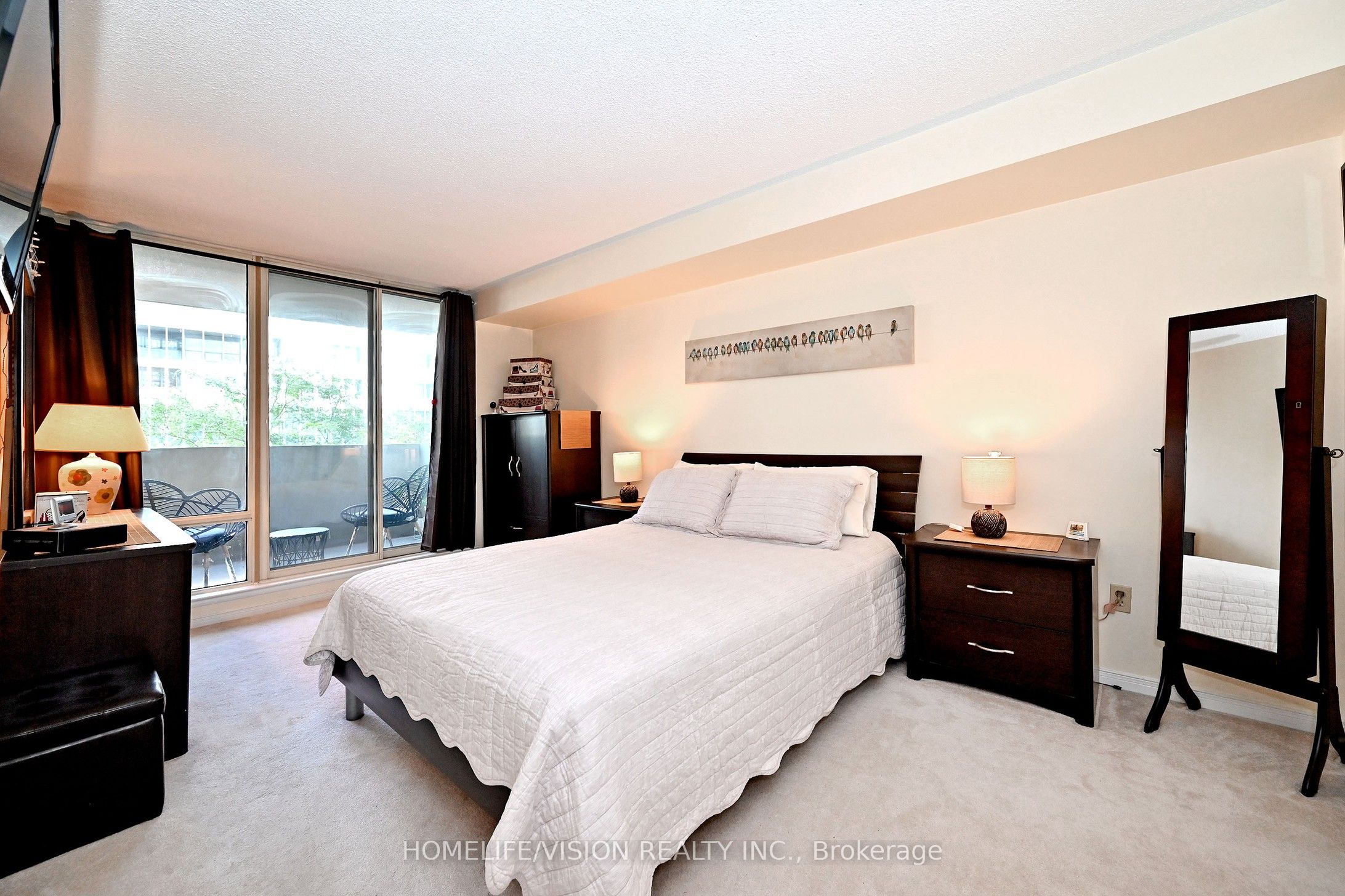 330 Rathburn Road W 306 Property Photo 23