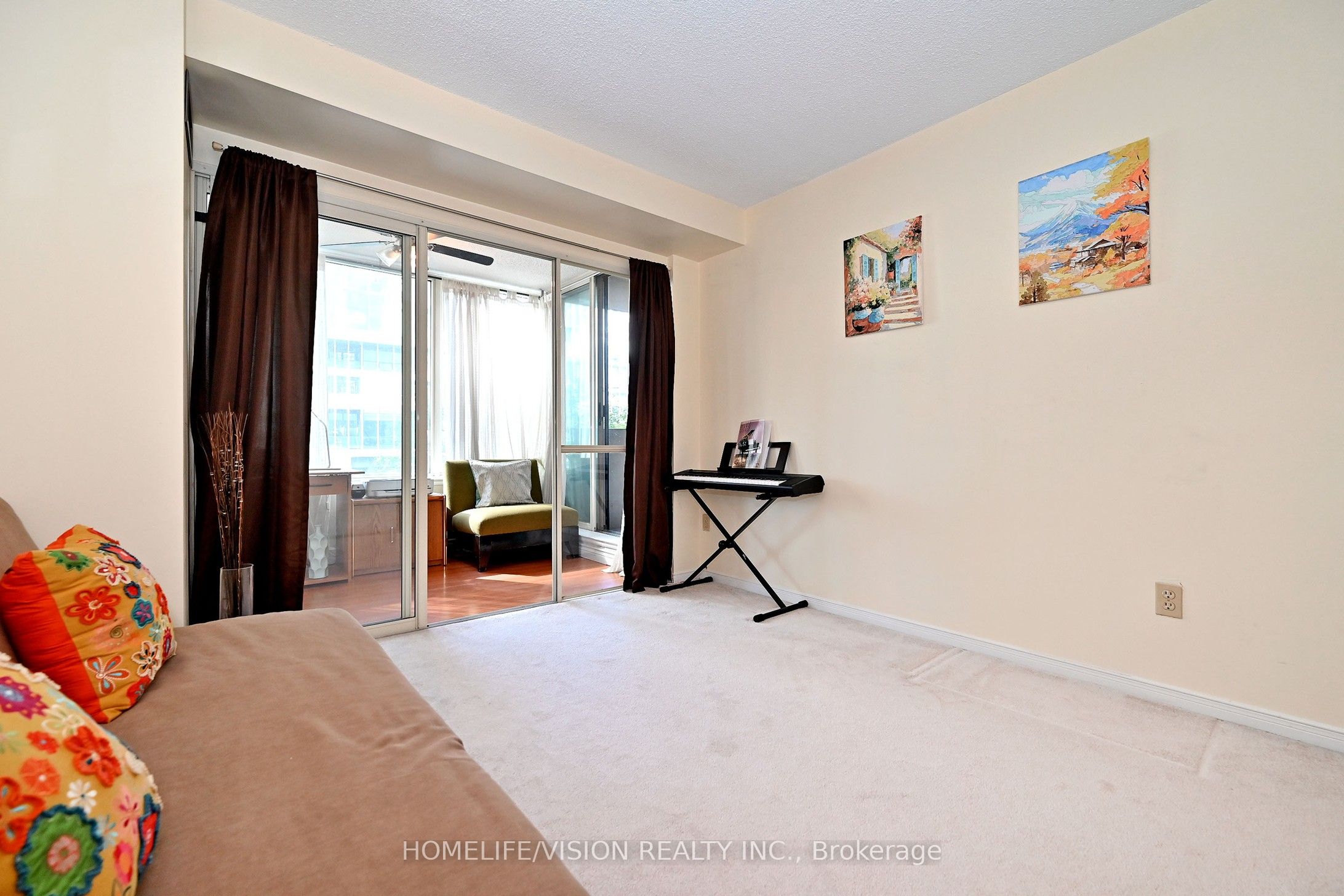 330 Rathburn Road W 306 Property Photo 27