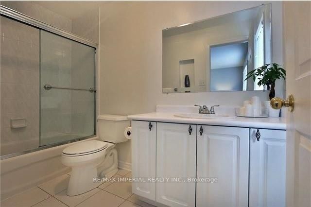 344 Riverstone Drive Property Photo 10