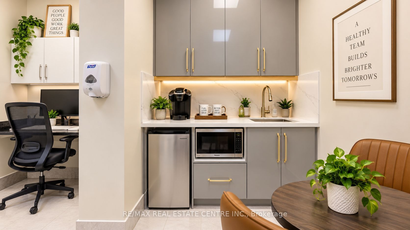 150 Oak Park Boulevard 4 Property Photo 19