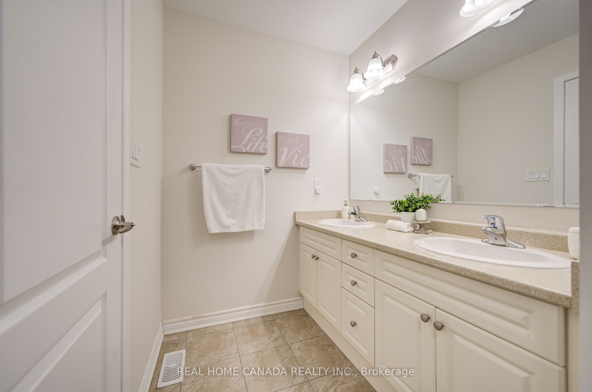 558 Bartleman Terrace Property Photo 42
