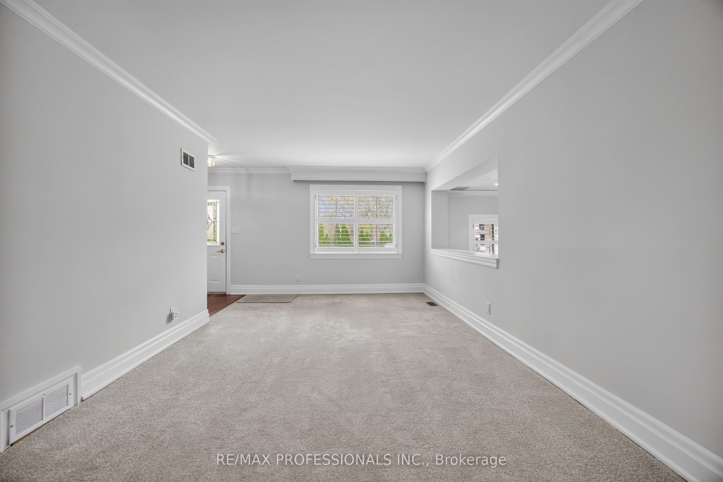 27 Nottingham Drive Property Photo 8